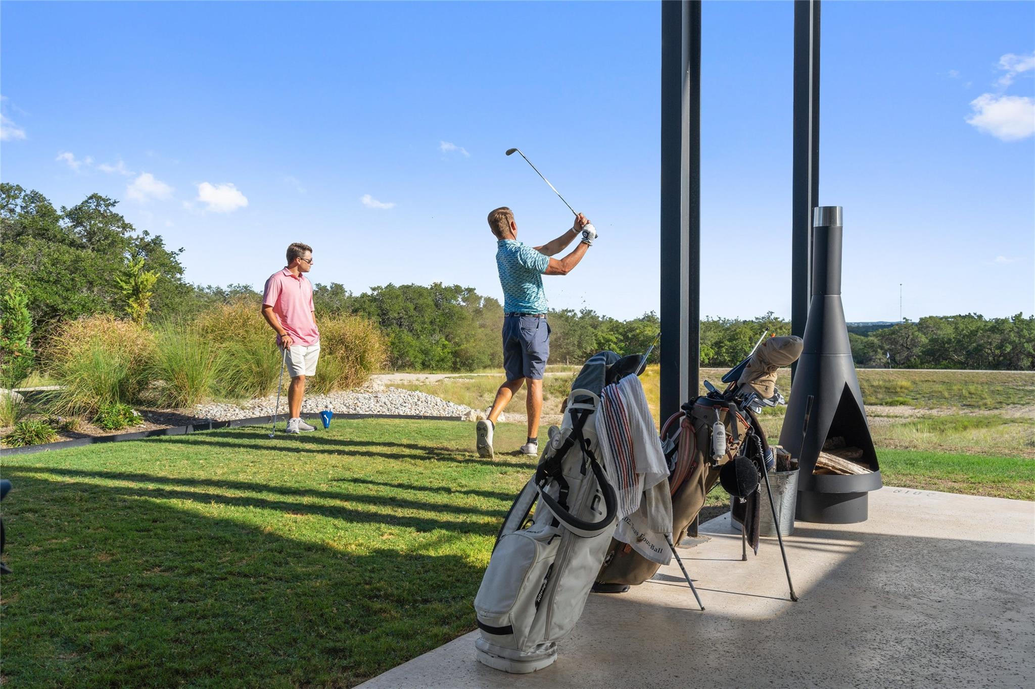 370 Gray Wolf, Blanco, TX 78606