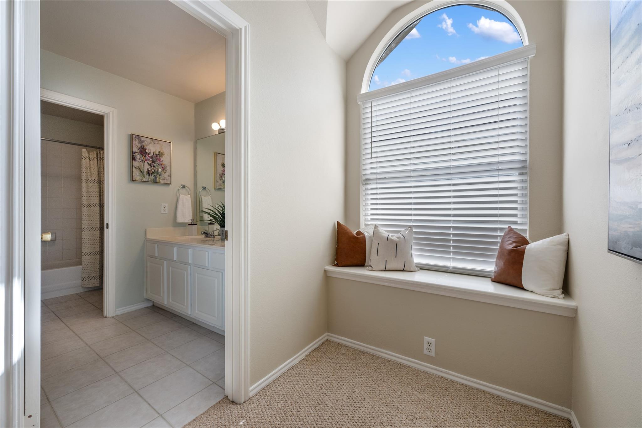 1607 SOMERSET CANYON Ln, Cedar Park, TX 78613