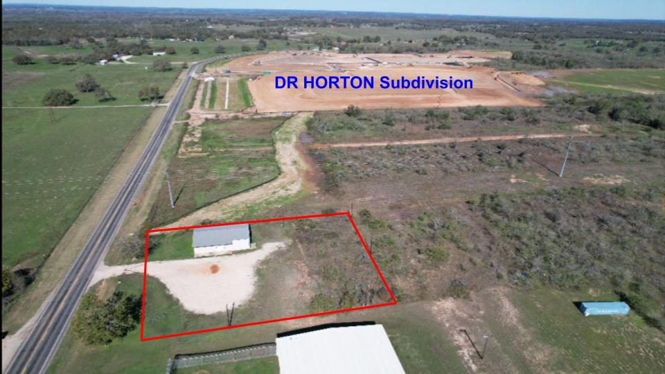 712 N Fm 487, Rockdale, TX 76567