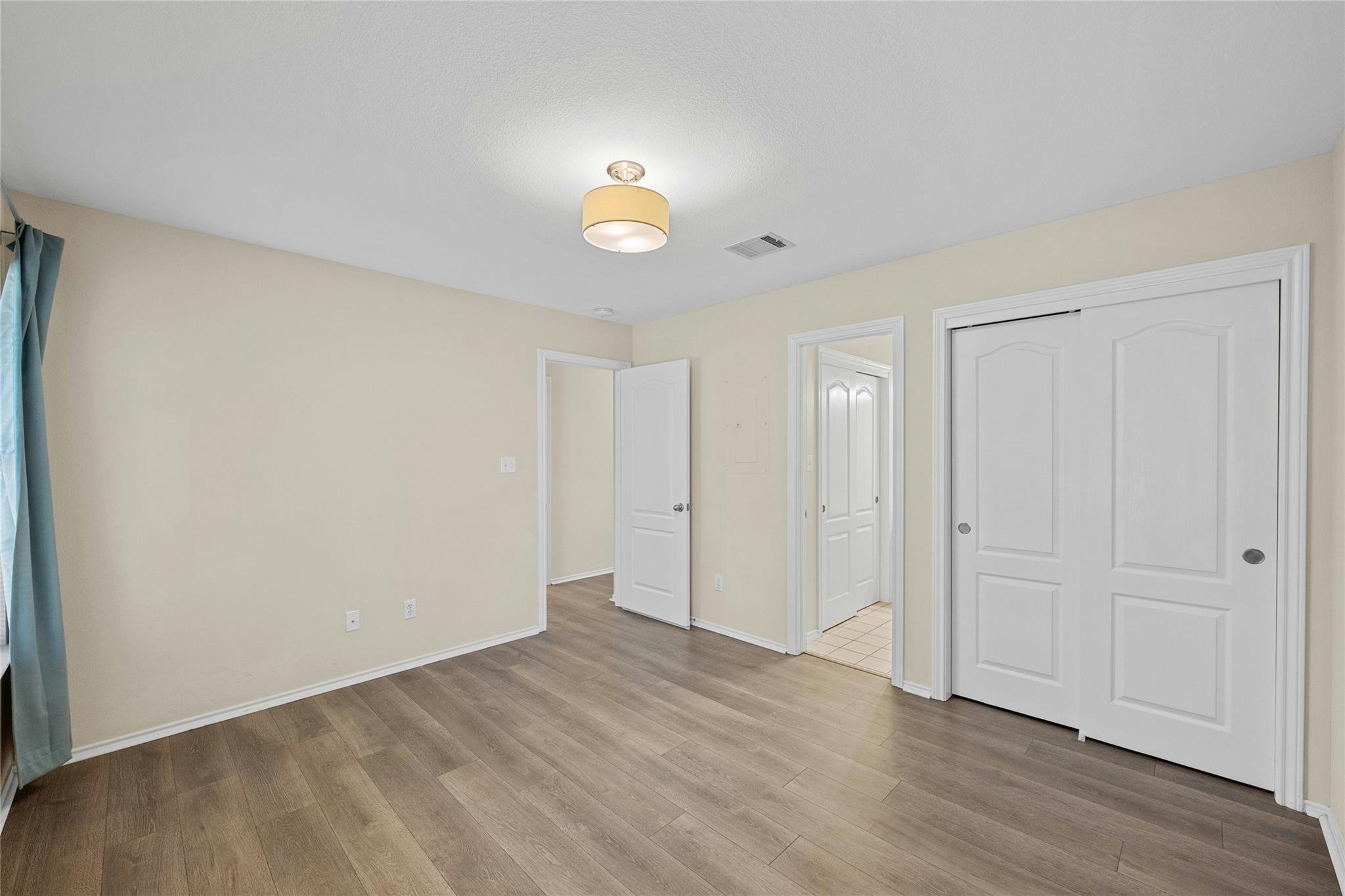 11901 Swearingen Dr # 103, Austin, TX 78758
