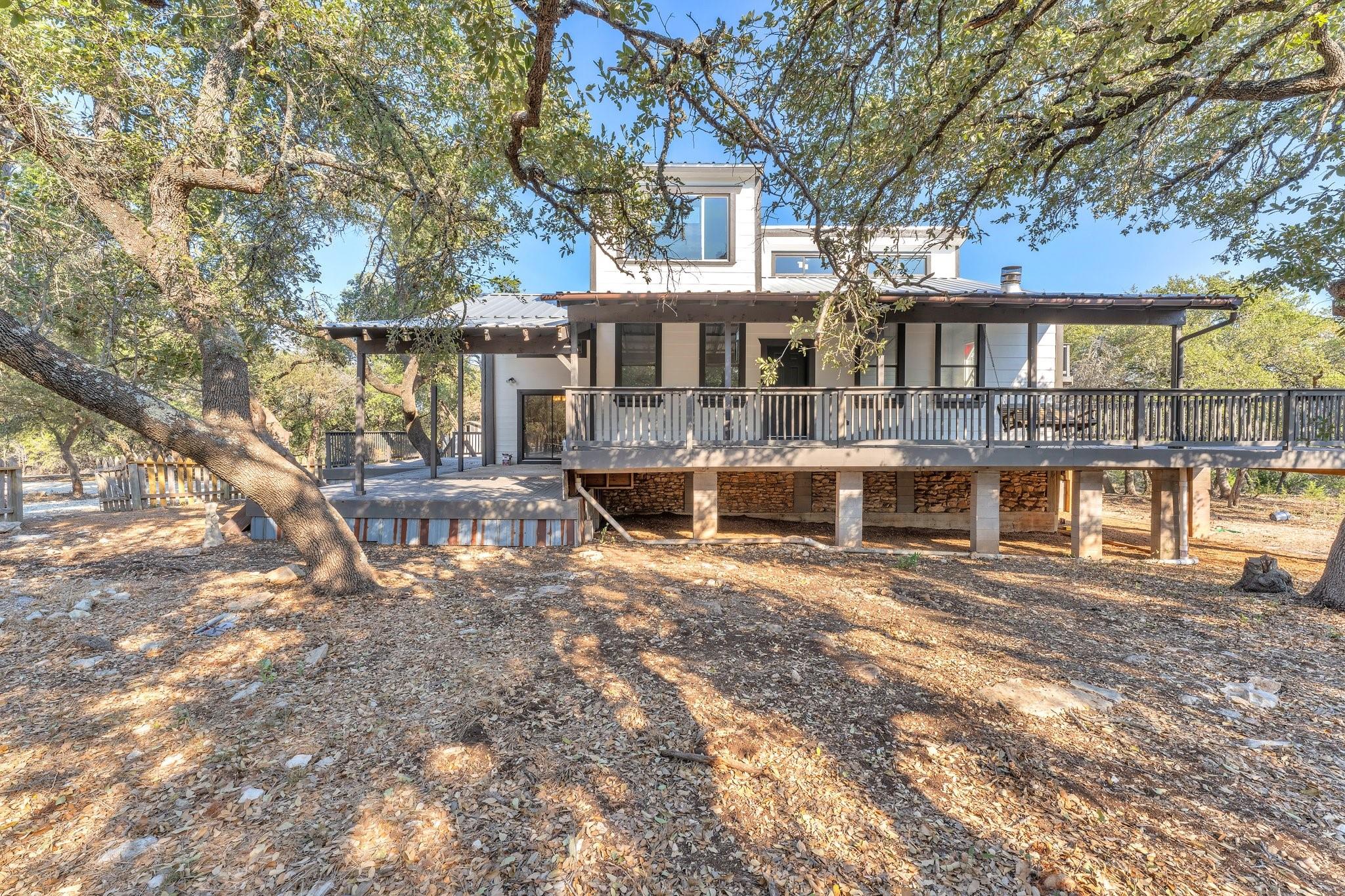 4016 McGregor Ln, Dripping Springs, TX 78620
