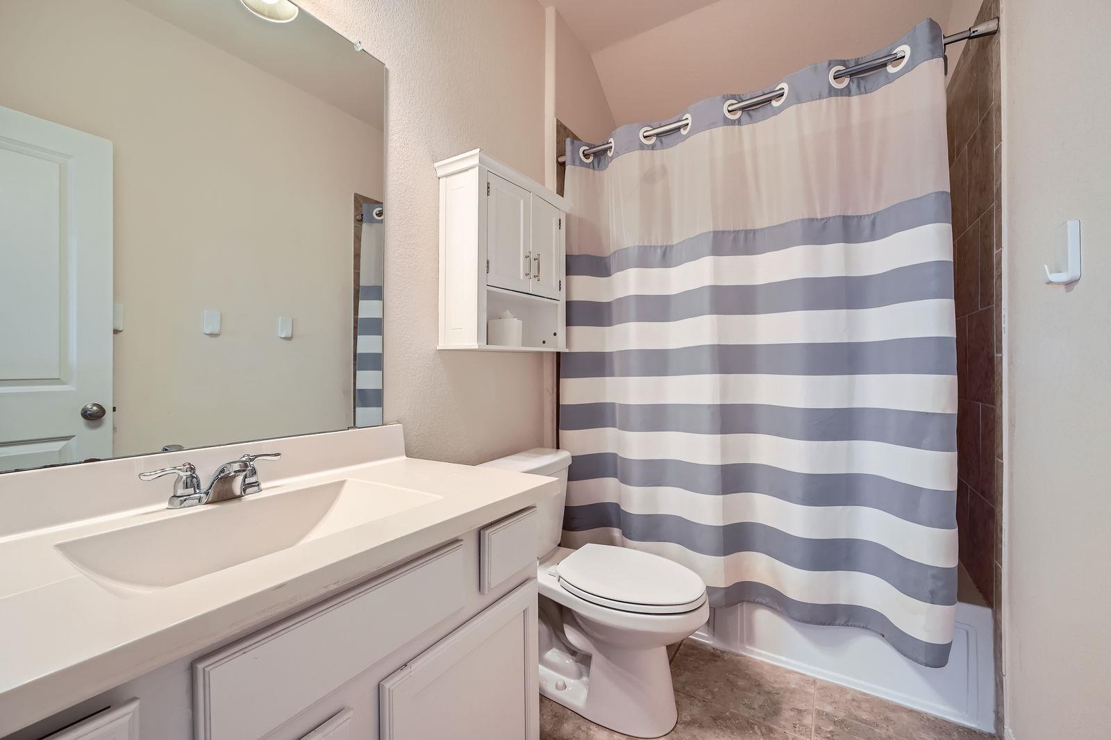 165 Crescent Heights Dr, Georgetown, TX 78628