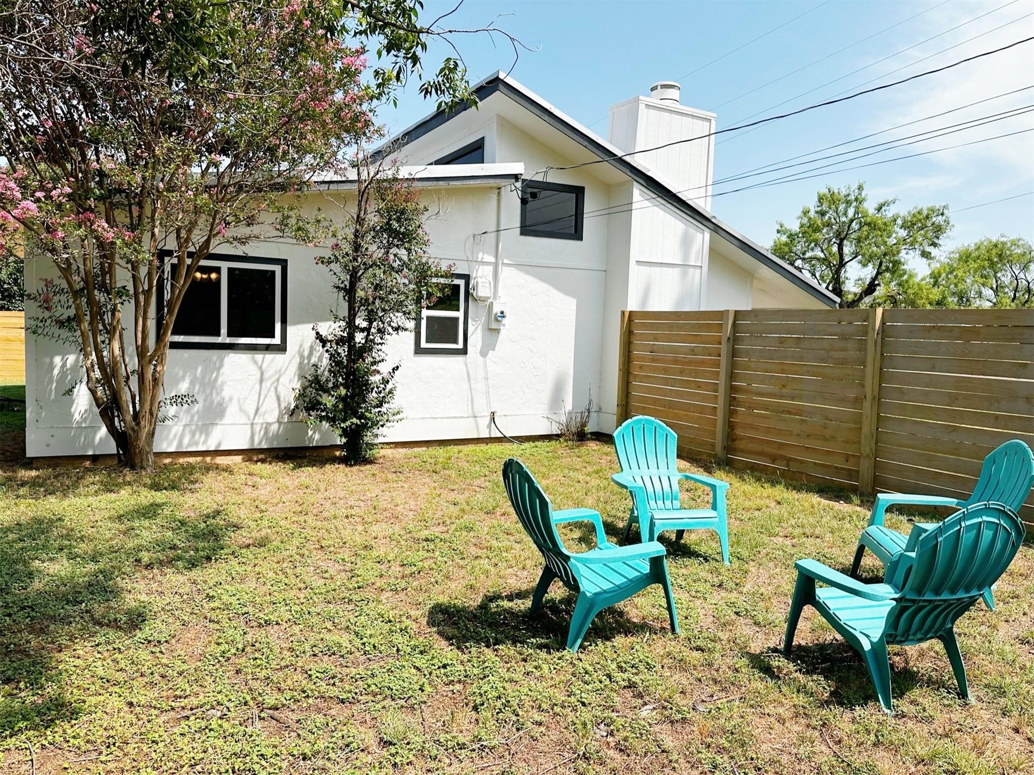 403 Hilldale Dr, Granite Shoals, TX 78654