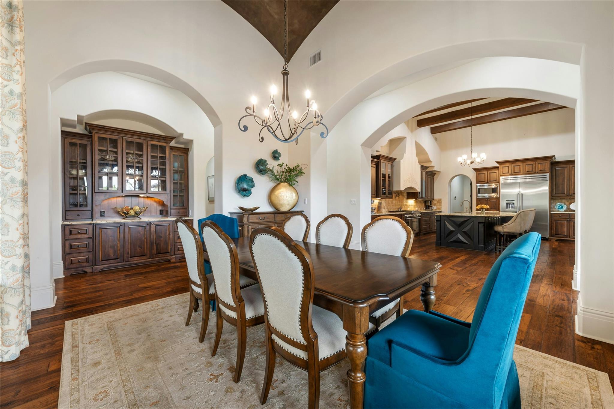 19520 Tessa Hts, Spicewood, TX 78669
