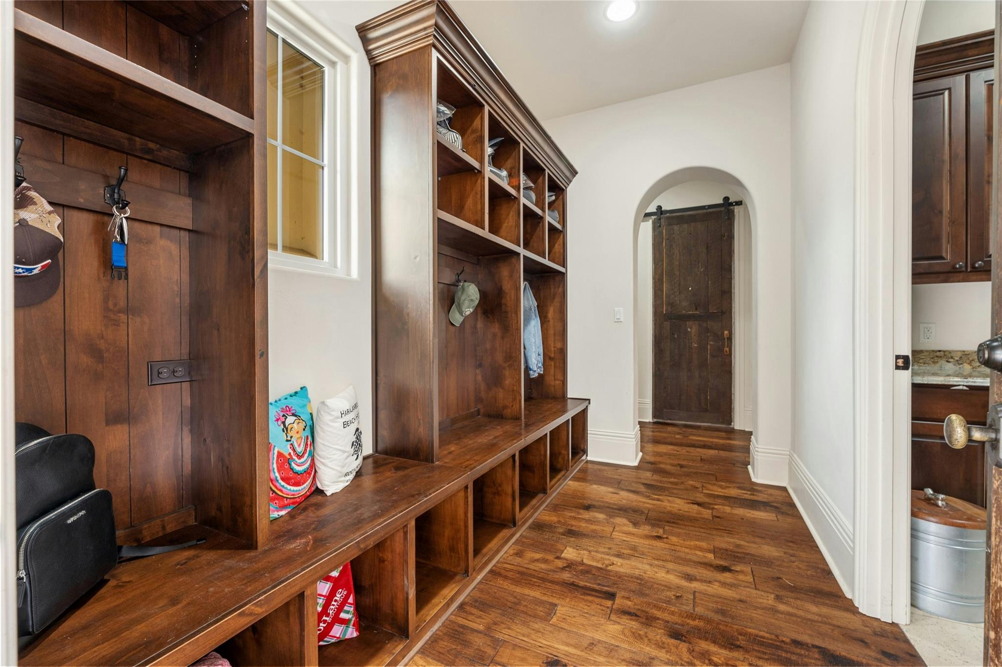 19520 Tessa Hts, Spicewood, TX 78669
