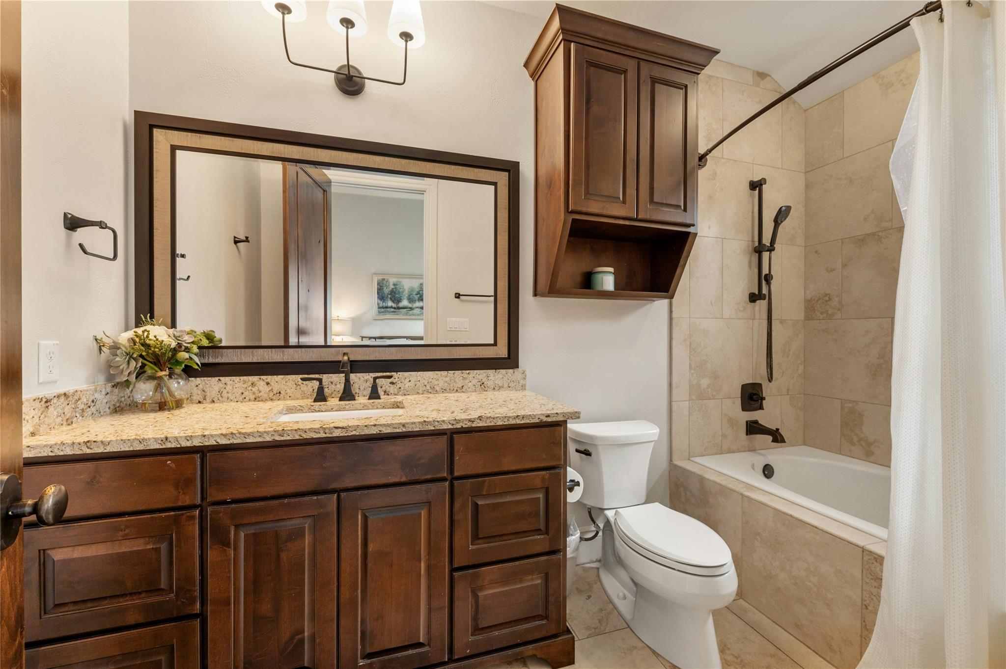 19520 Tessa Hts, Spicewood, TX 78669