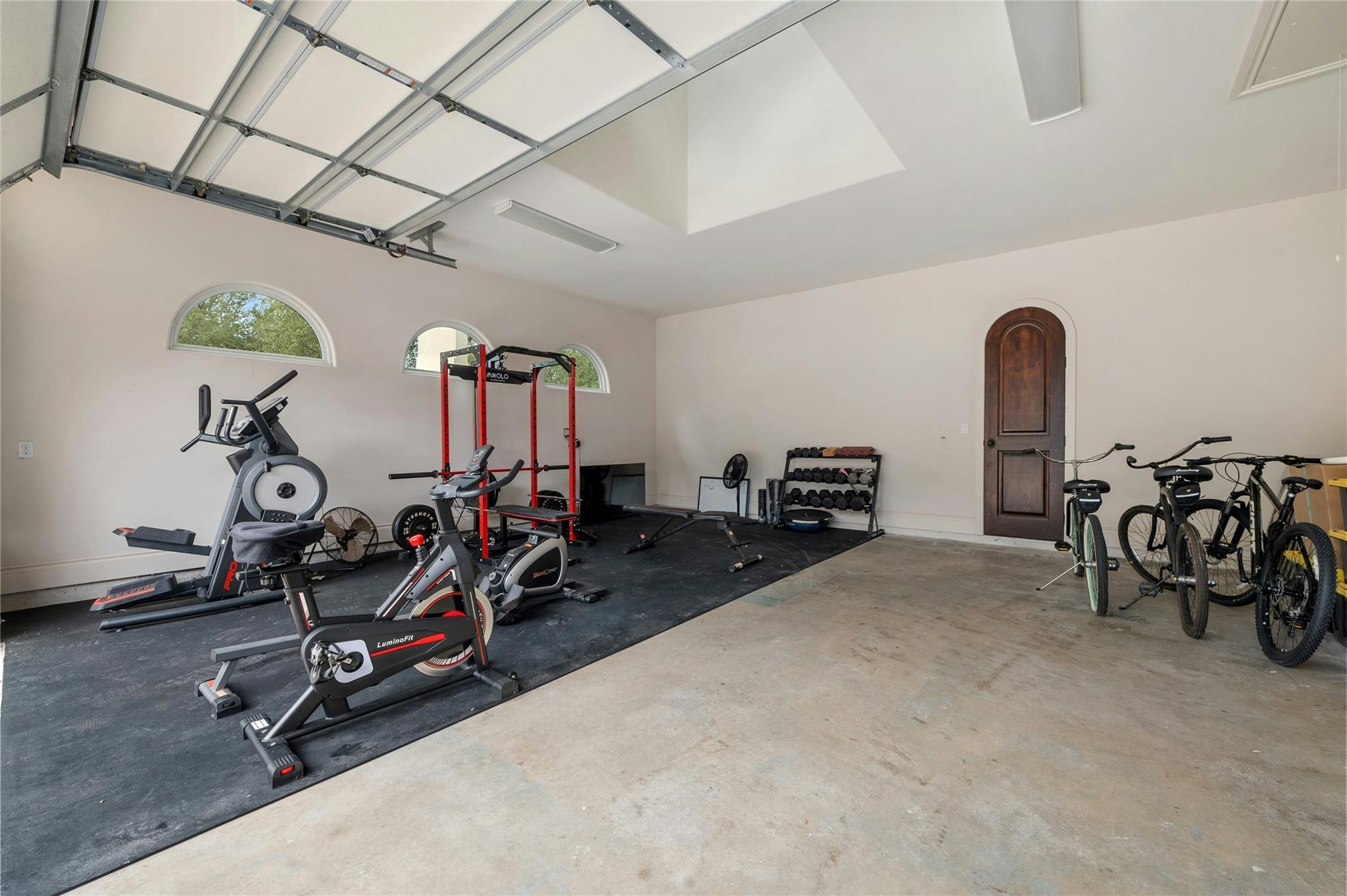 19520 Tessa Hts, Spicewood, TX 78669