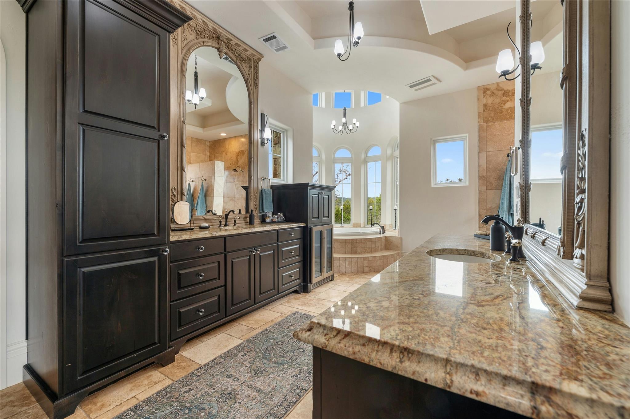 19520 Tessa Hts, Spicewood, TX 78669