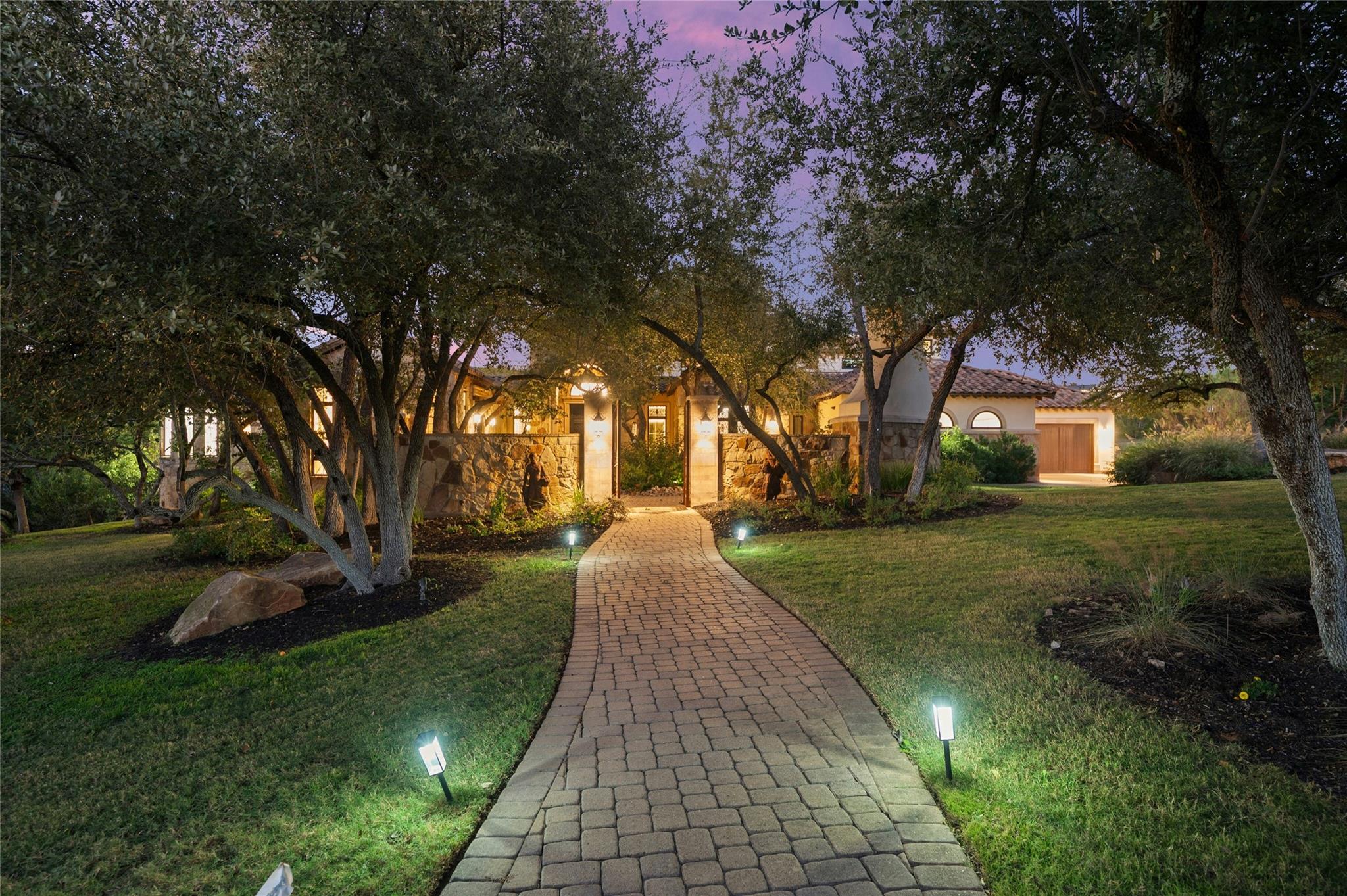 19520 Tessa Hts, Spicewood, TX 78669
