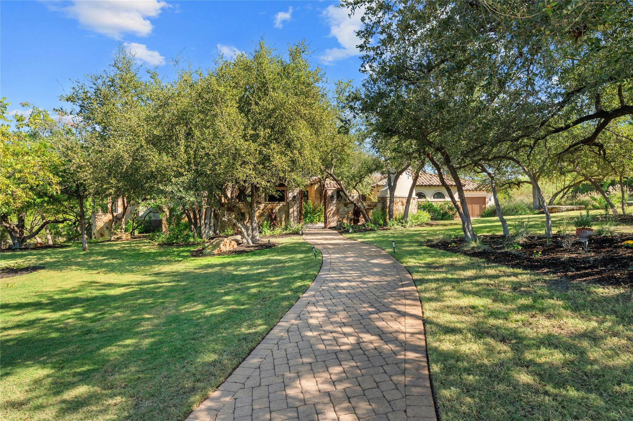 19520 Tessa Hts, Spicewood, TX 78669
