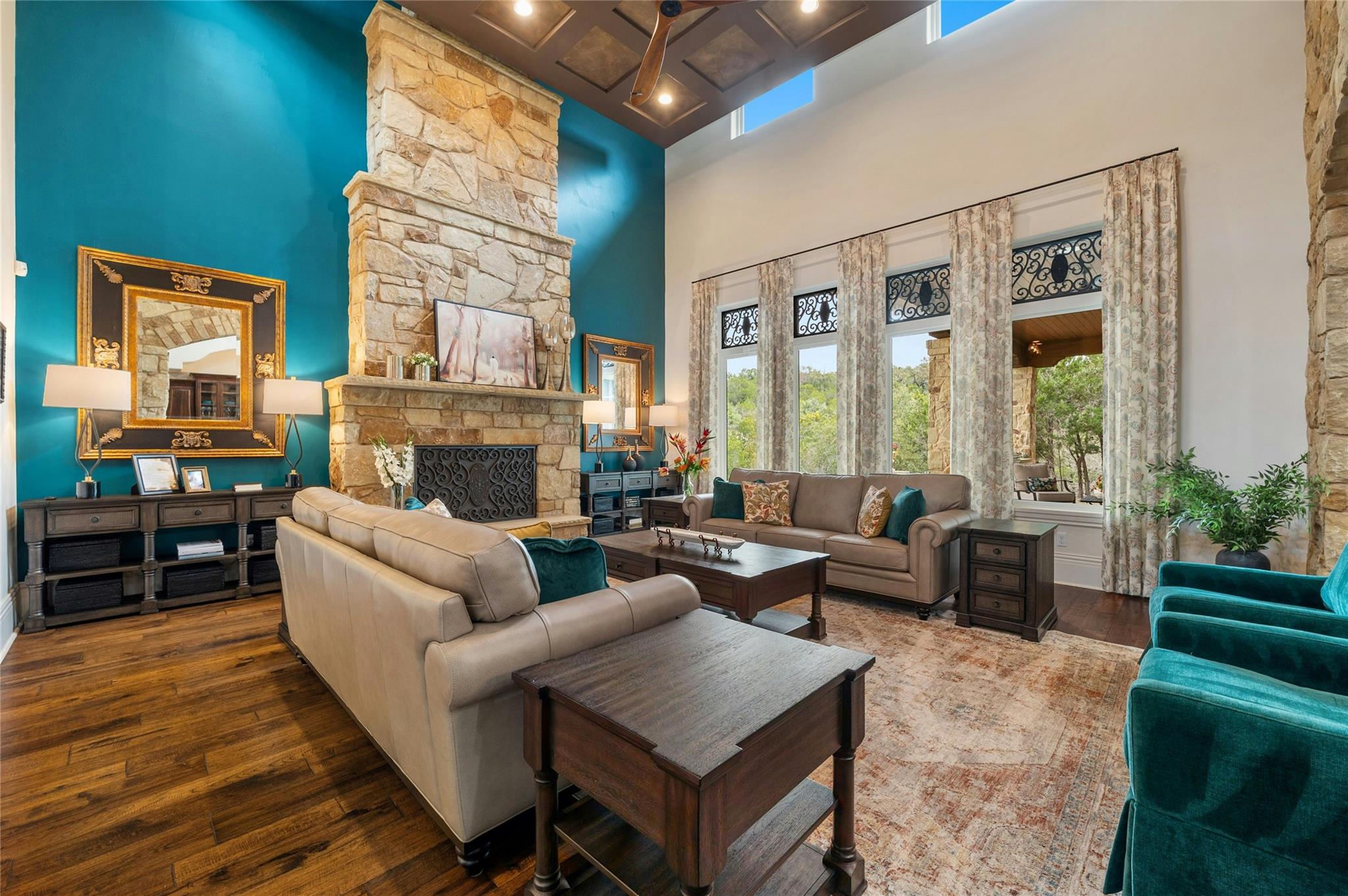 19520 Tessa Hts, Spicewood, TX 78669