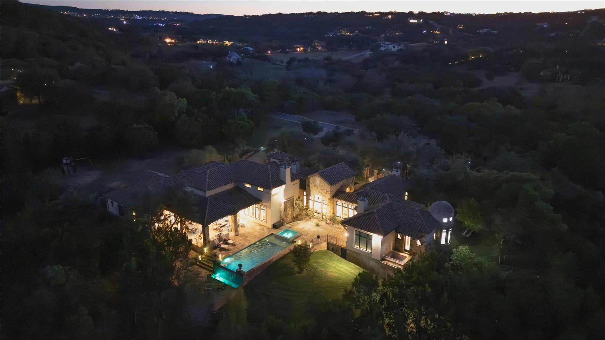 19520 Tessa Hts, Spicewood, TX 78669
