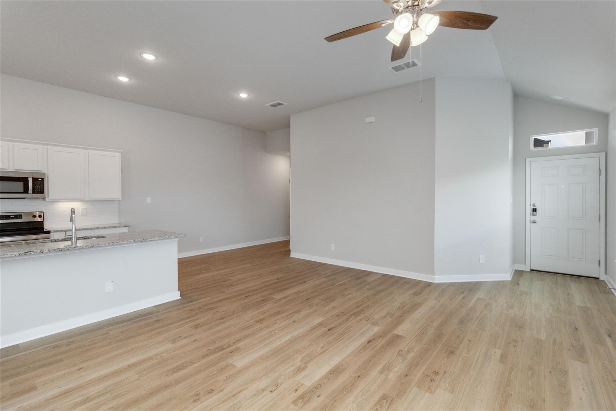 145 Schrader Dr, Buda, TX 78610