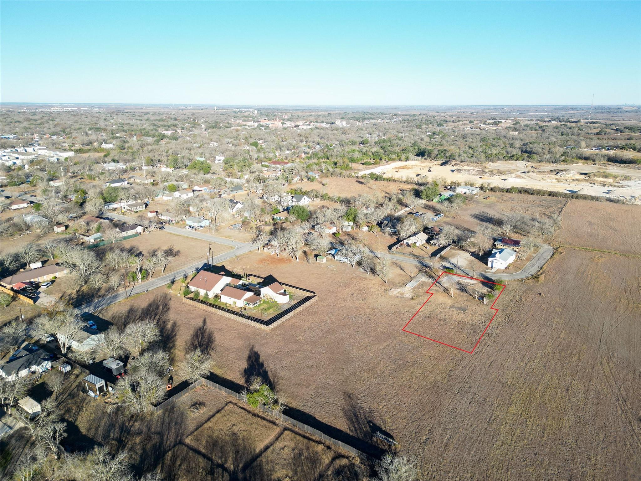 1414 Fifth St, Lockhart, TX 78644