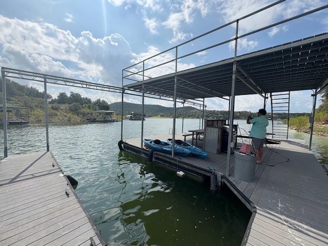 17601 Hunters Holw, Jonestown, TX 78645