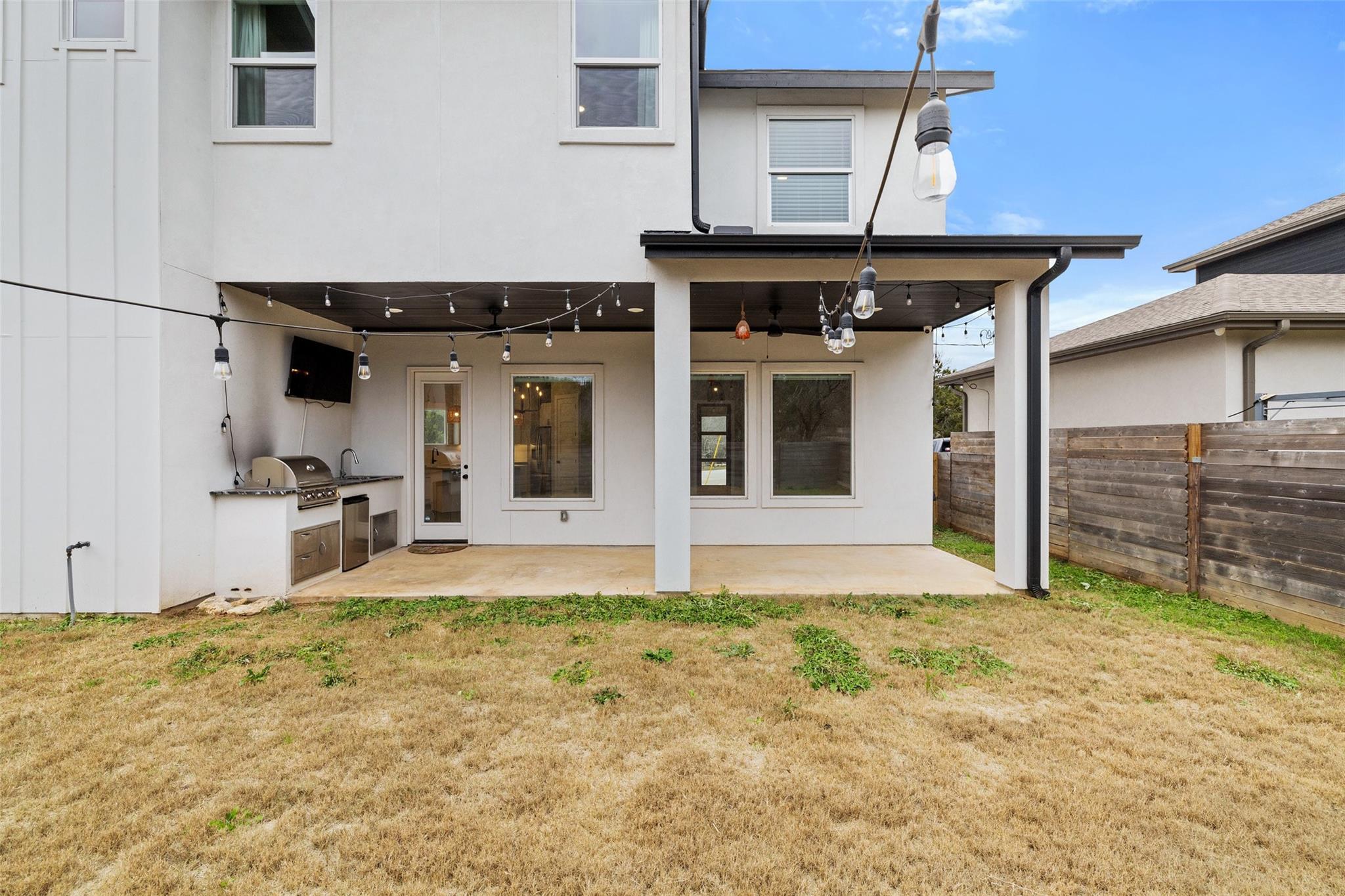 18200 Fair Ln, Jonestown, TX 78645