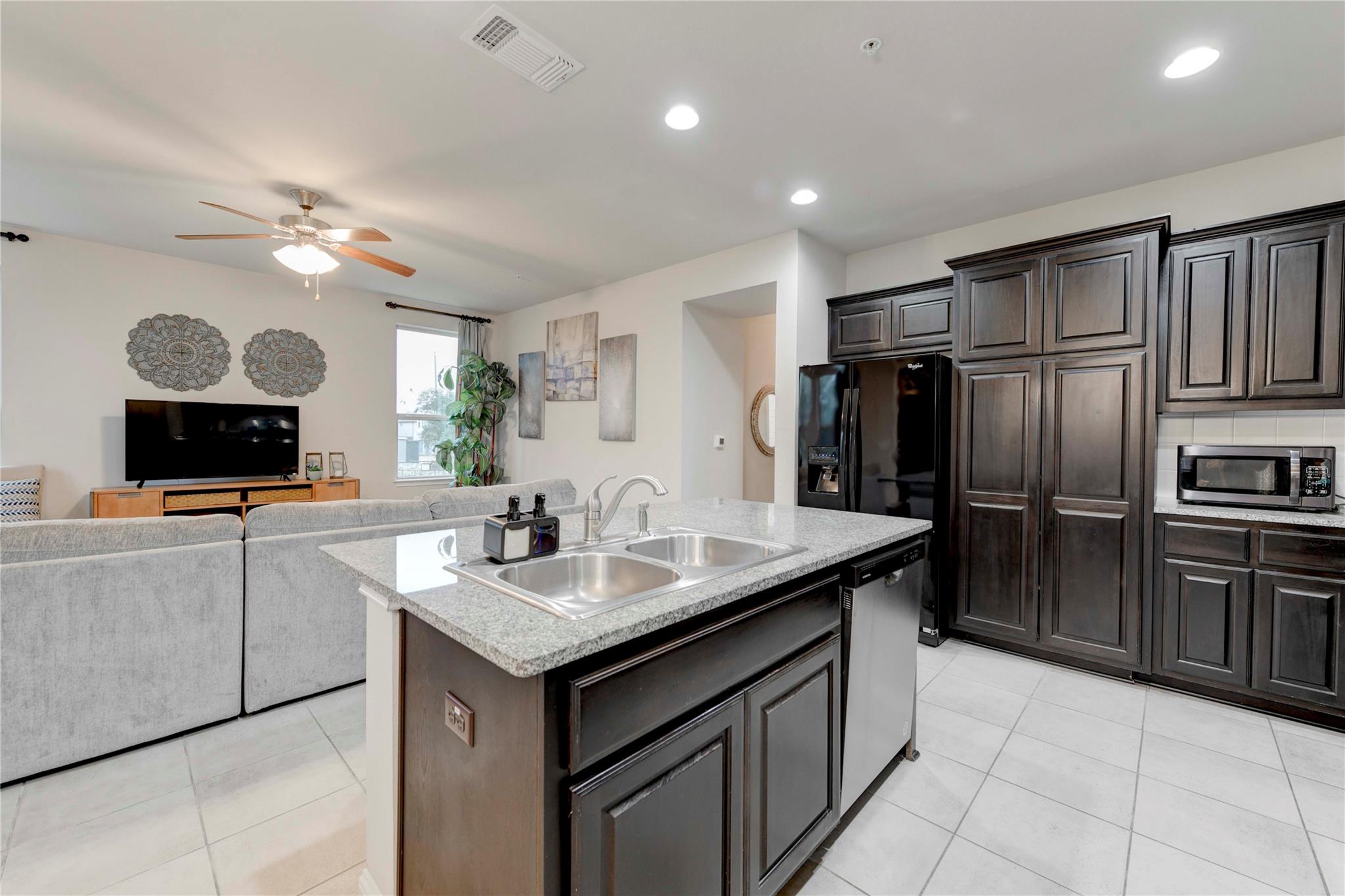 13800 Lyndhurst St # 125, Austin, TX 78717