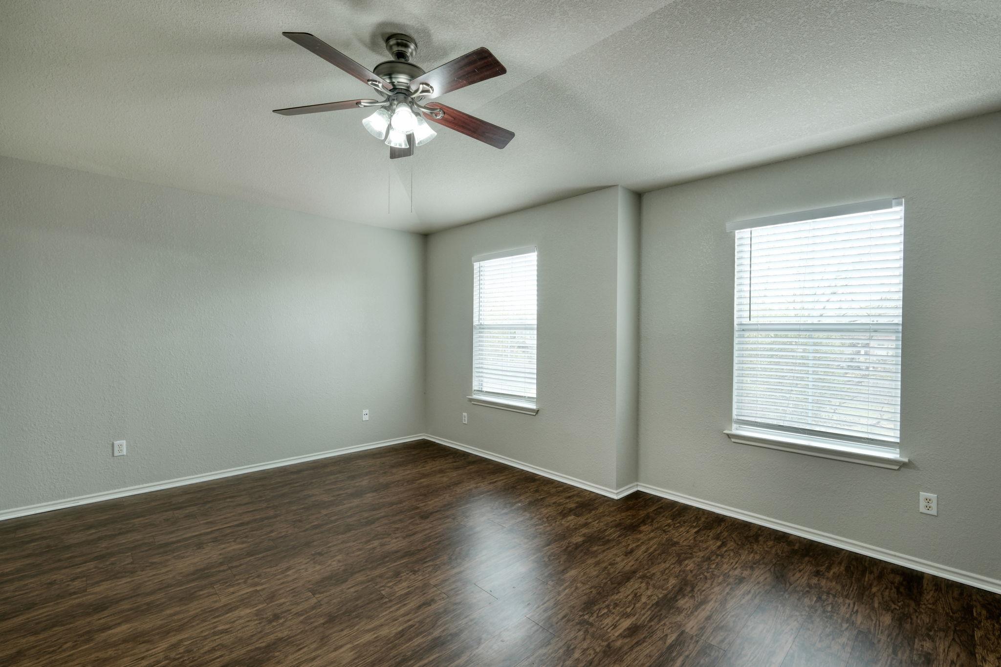 1225 Cardigan St, Cedar Park, TX 78613