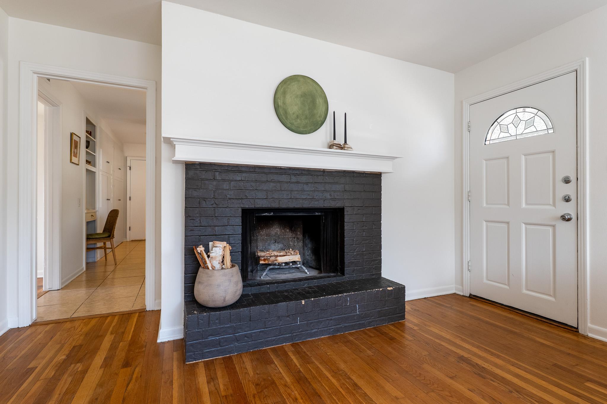 1203 Cloverleaf Dr, Austin, TX 78723