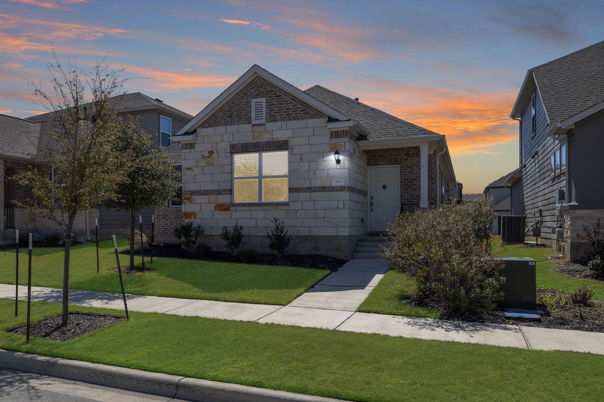 106 Gracie Way, Hutto, TX 78634