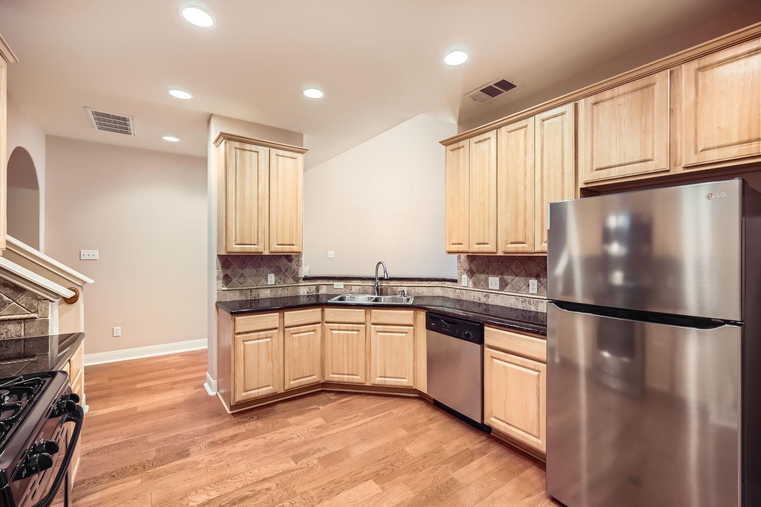 2210 Onion Creek Pkwy # 503, Austin, TX 78747