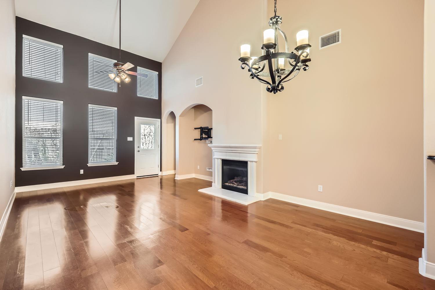 2210 Onion Creek Pkwy # 503, Austin, TX 78747