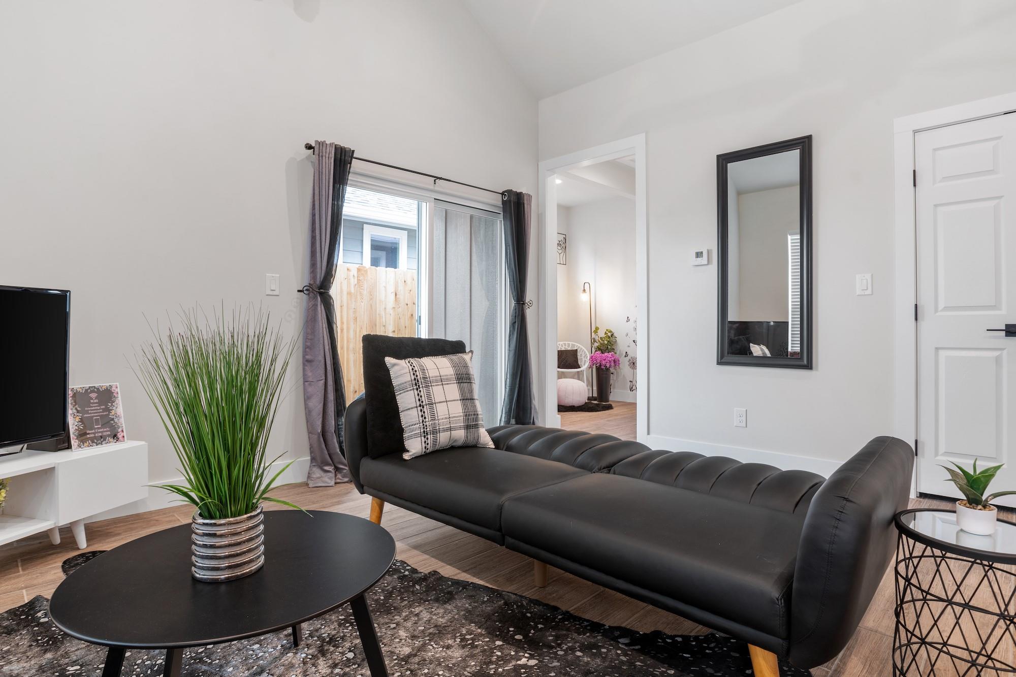 1003 Friendship Ln # 301, Fredericksburg, TX 78624