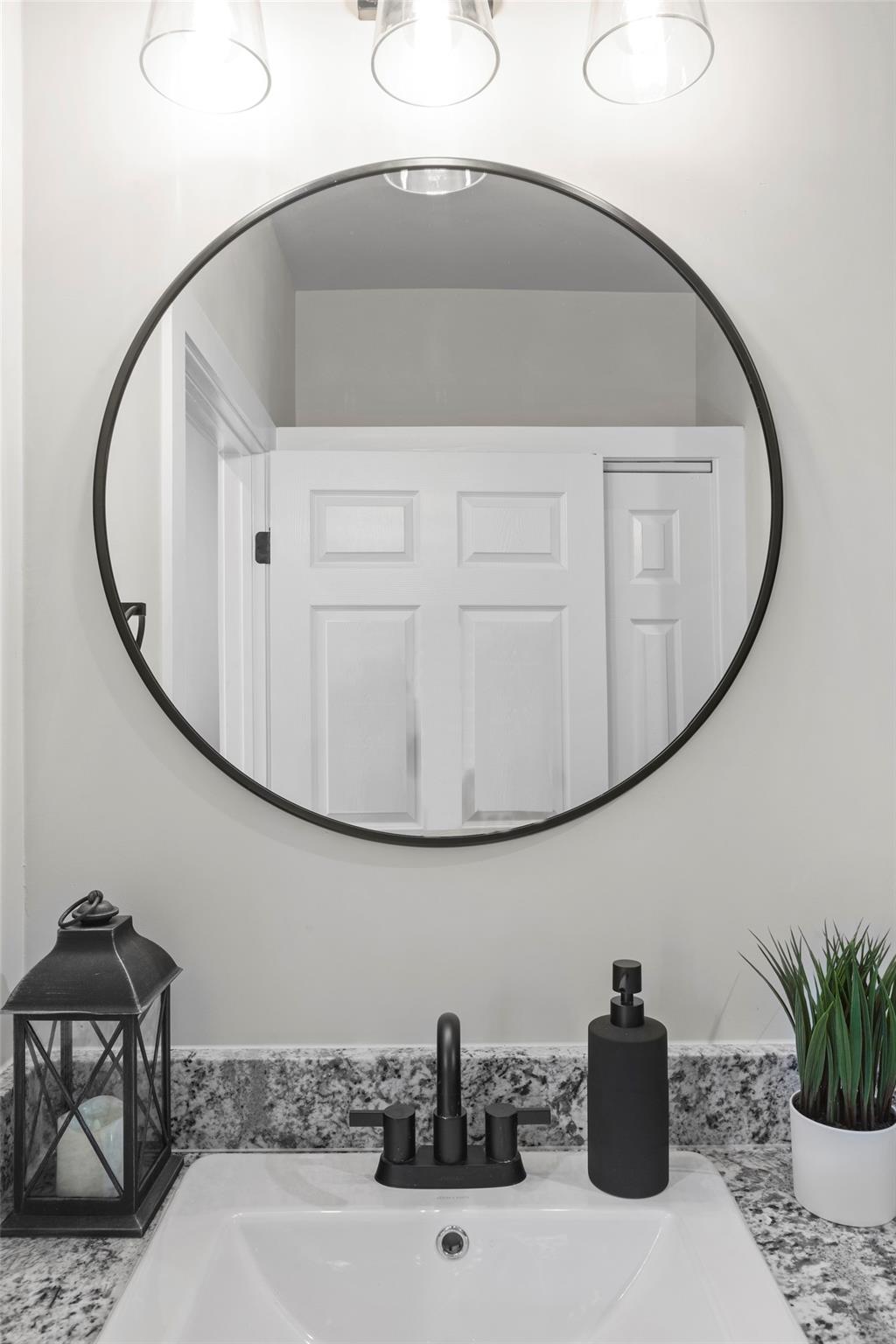 1003 Friendship Ln # 301, Fredericksburg, TX 78624