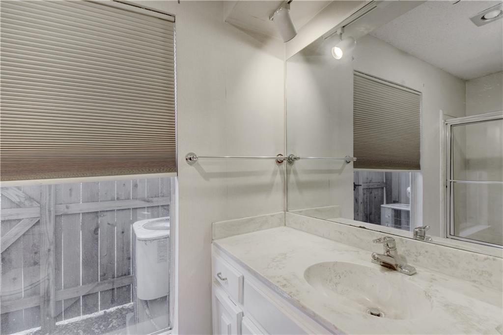 8300 Summer Place Dr, Austin, TX 78759