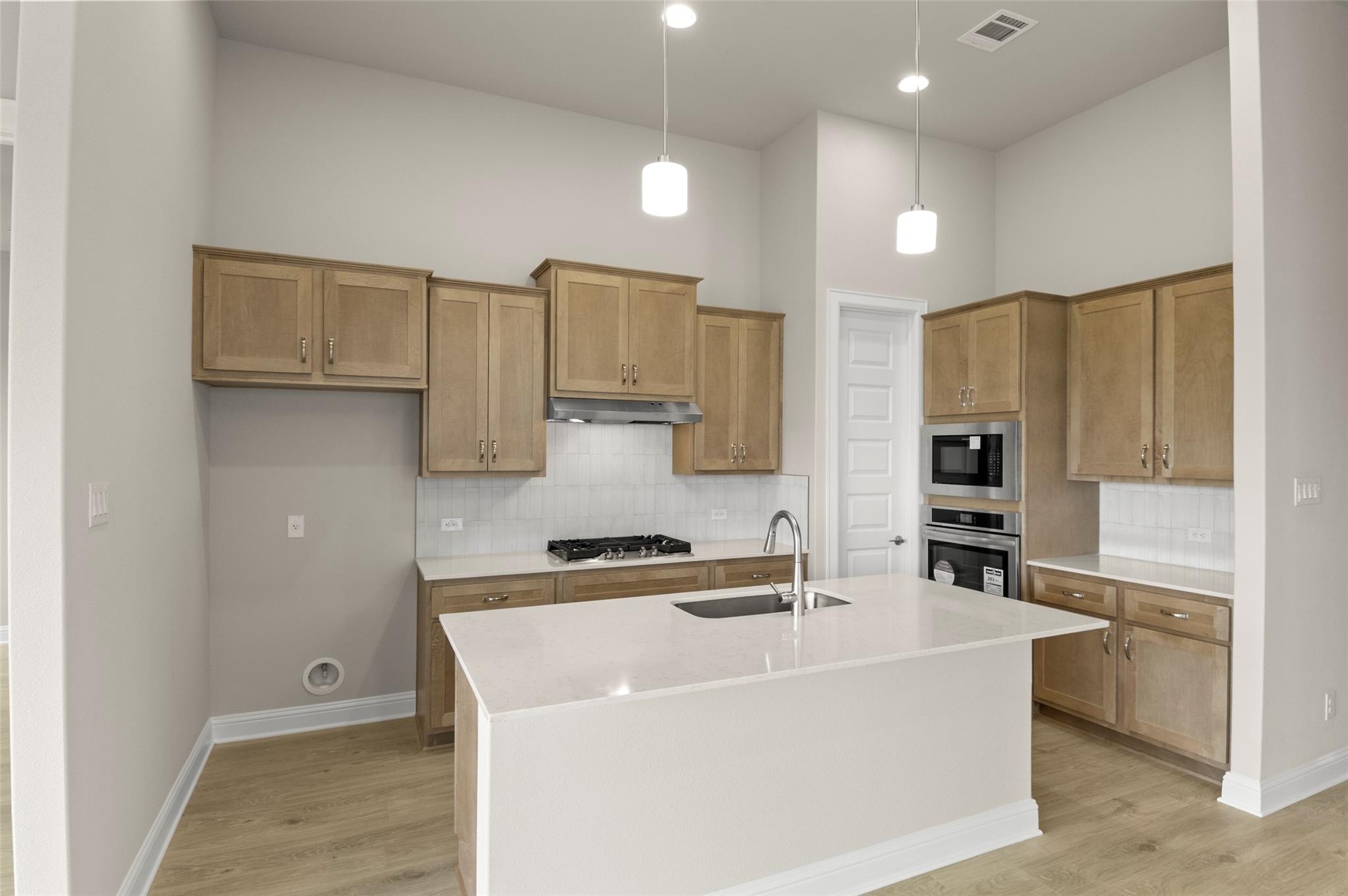 600 C-Bar Ranch Trl, Cedar Park, TX 78613