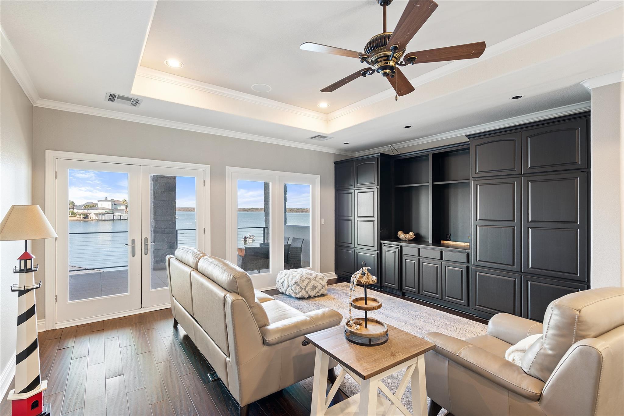 404 Matern Ct, Horseshoe Bay, TX 78657