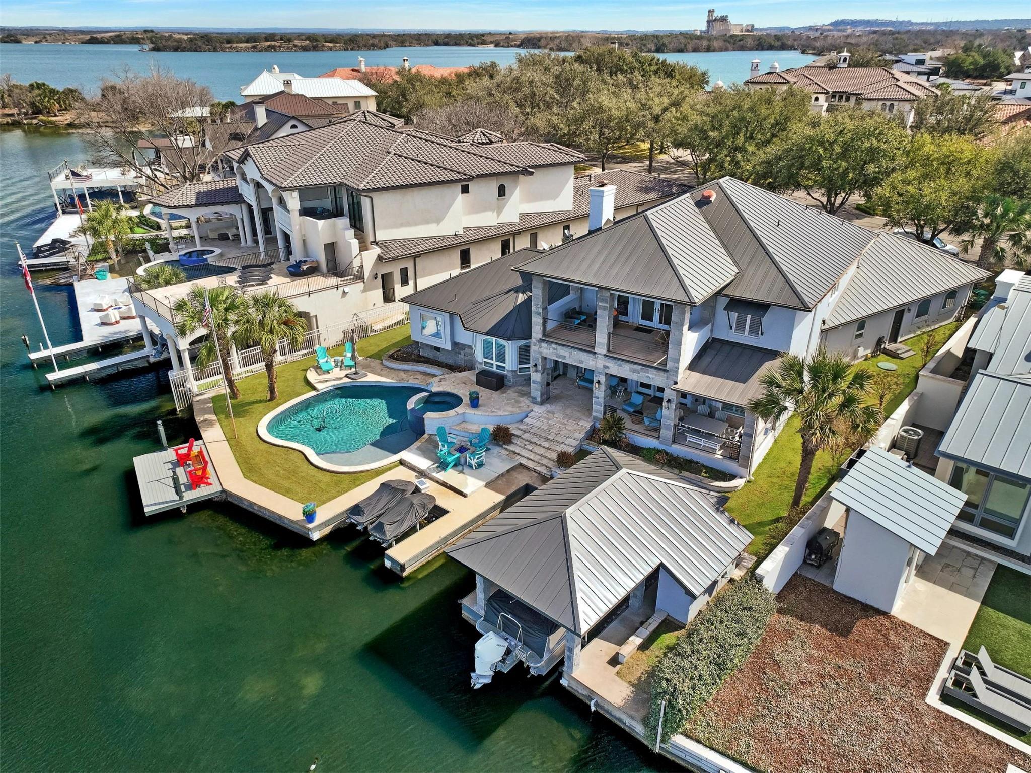 404 Matern Ct, Horseshoe Bay, TX 78657