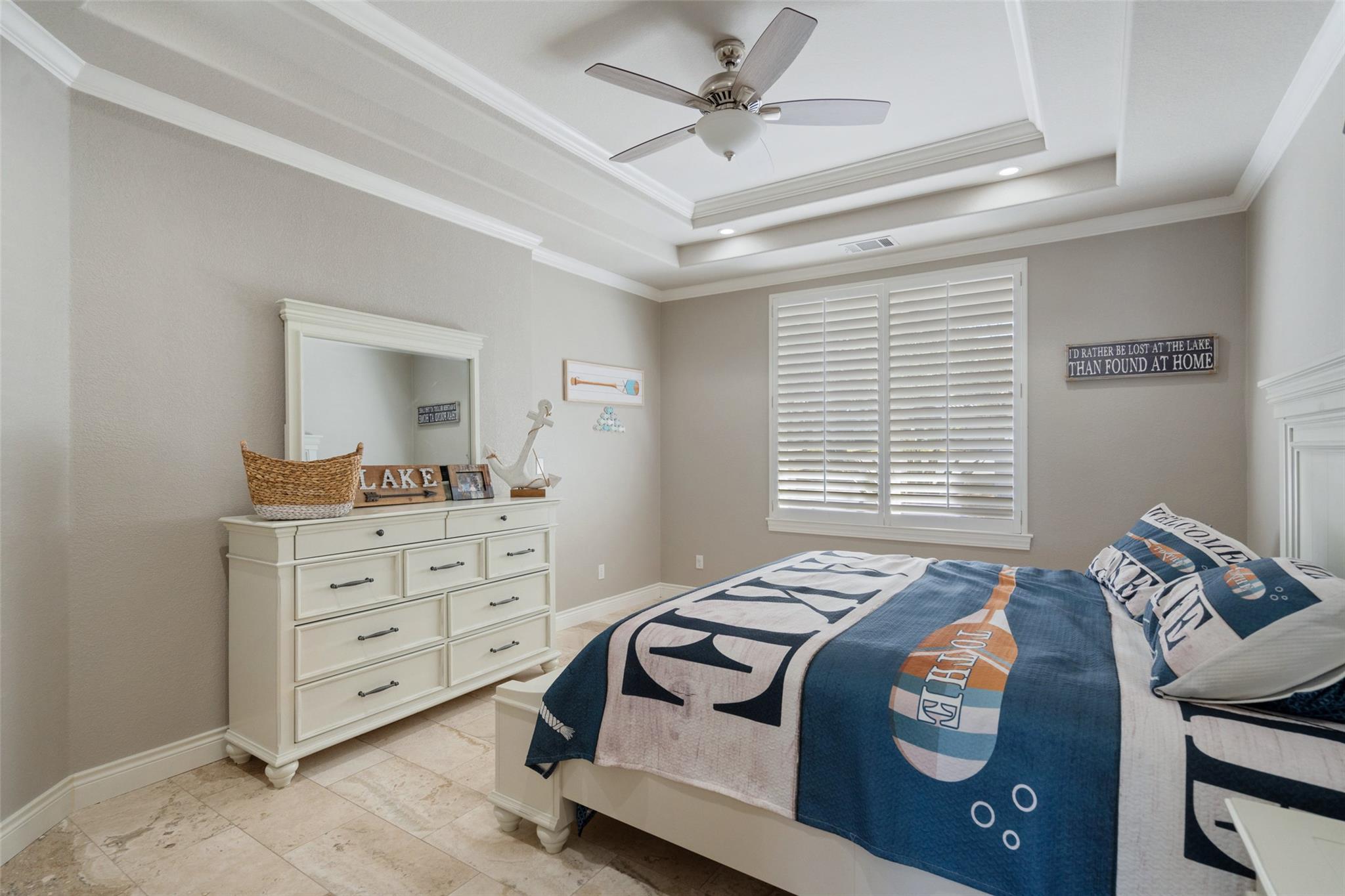 404 Matern Ct, Horseshoe Bay, TX 78657