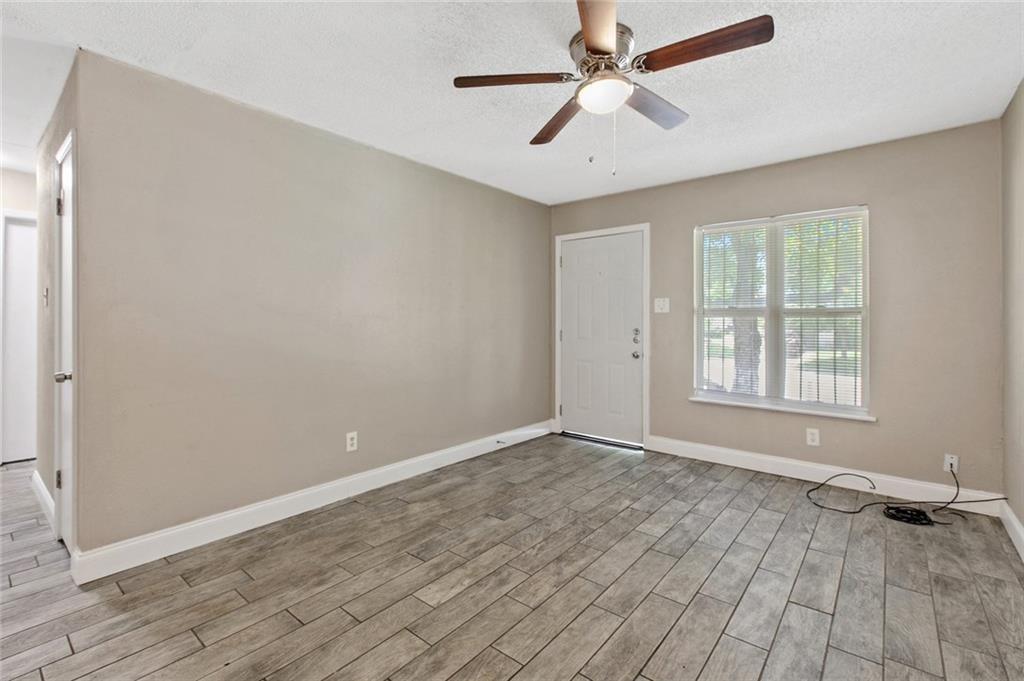 6702 Colony Park Dr, Austin, TX 78724