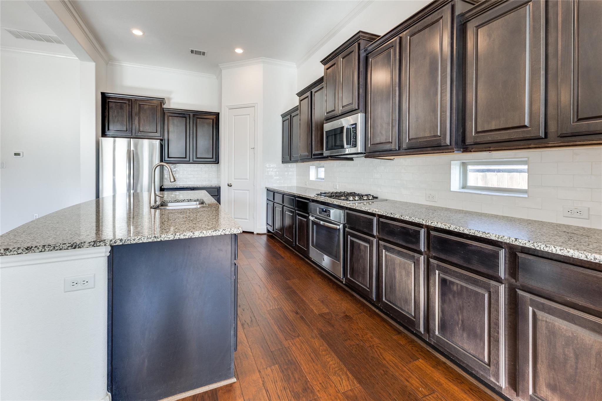 103 County Road 180 Cir # 53, Cedar Park, TX 78641