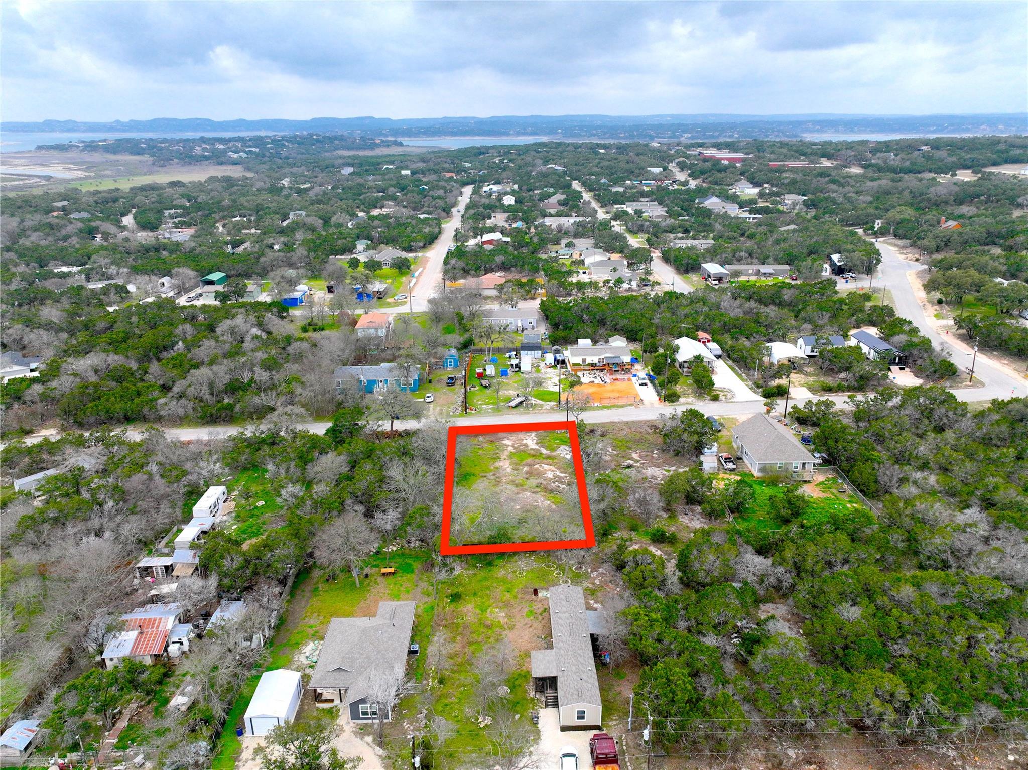 563 Oak Trail Dr, Canyon Lake, TX 78133
