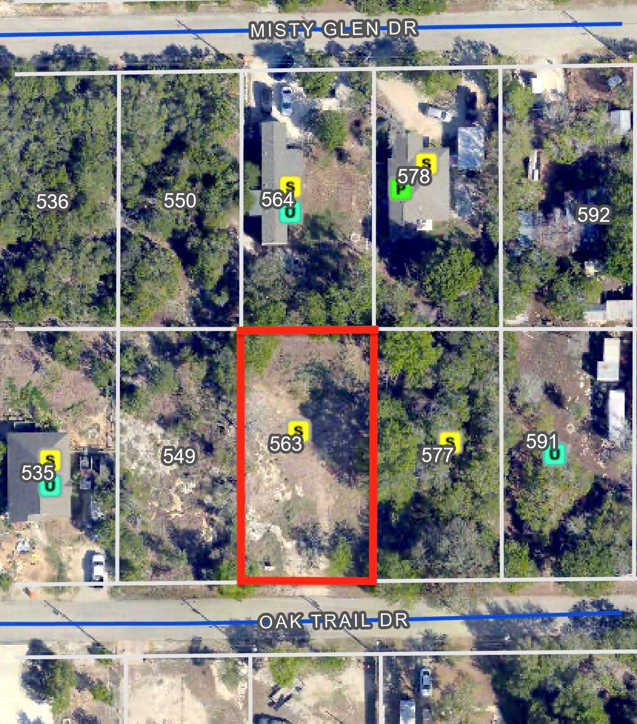 563 Oak Trail Dr, Canyon Lake, TX 78133