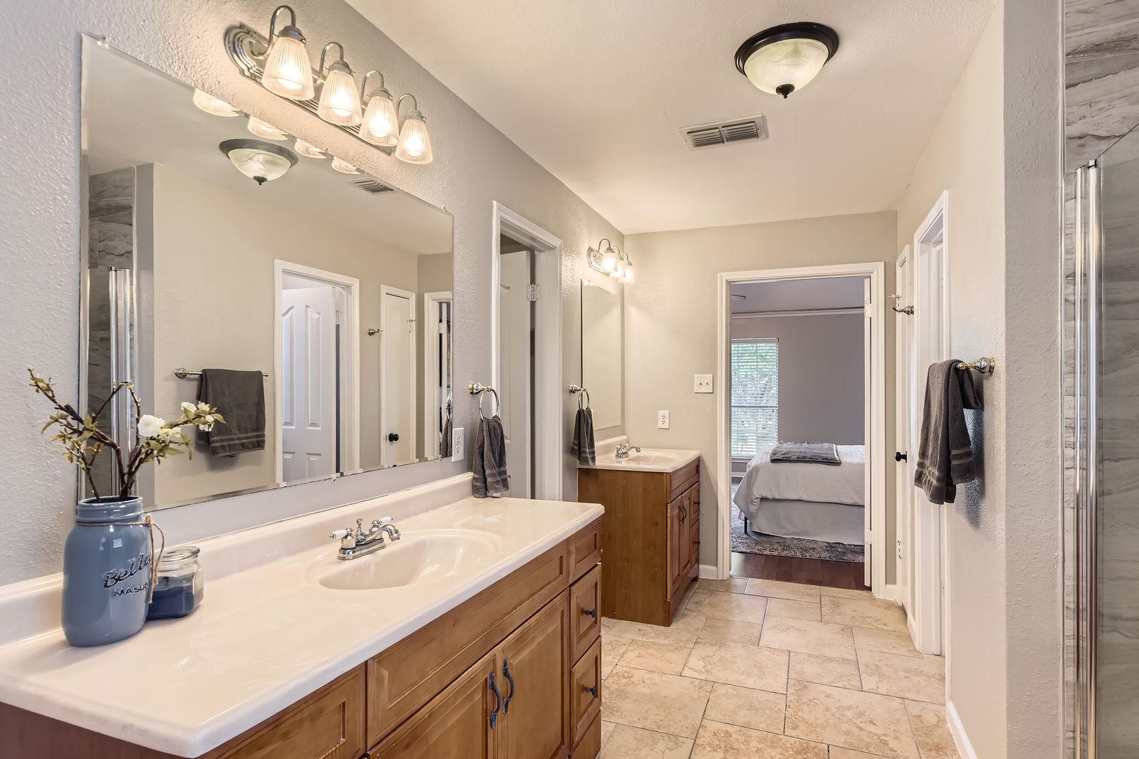 1703 Pecos Valley Cv, Round Rock, TX 78665