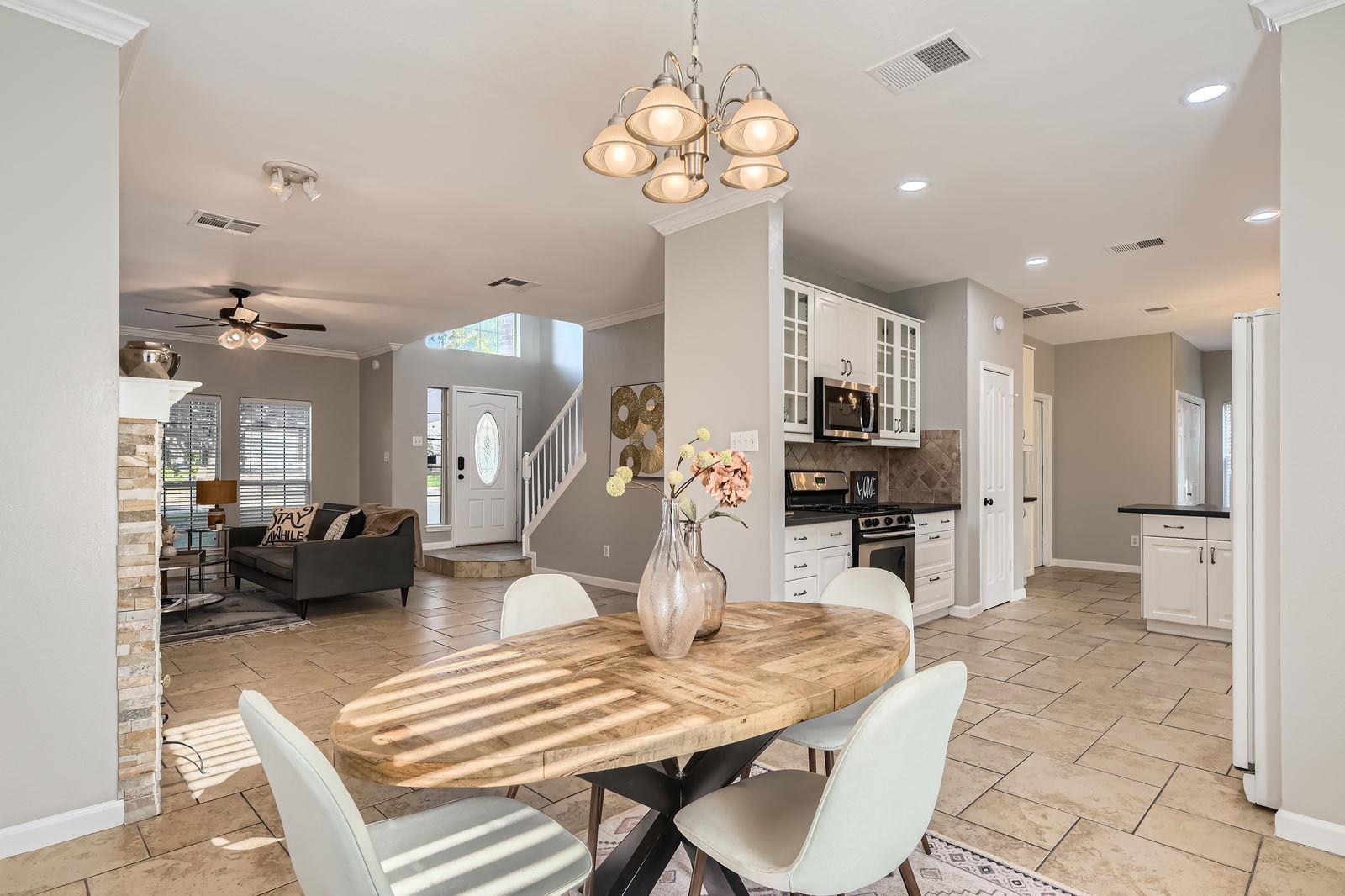 1703 Pecos Valley Cv, Round Rock, TX 78665