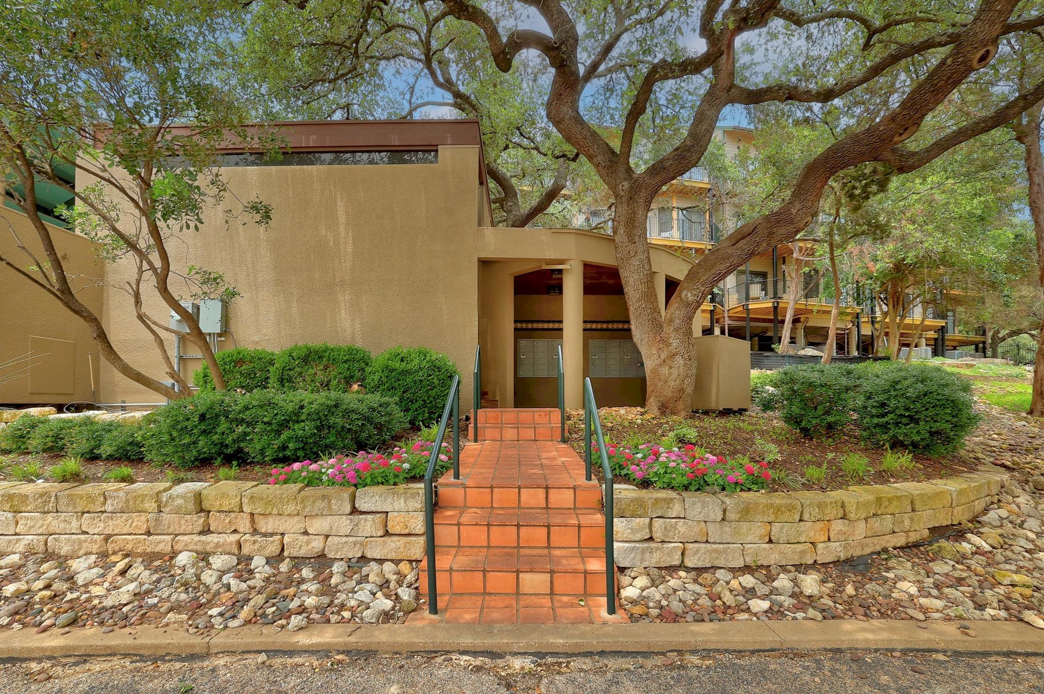 1707 Spyglass Dr # 74, Austin, TX 78746