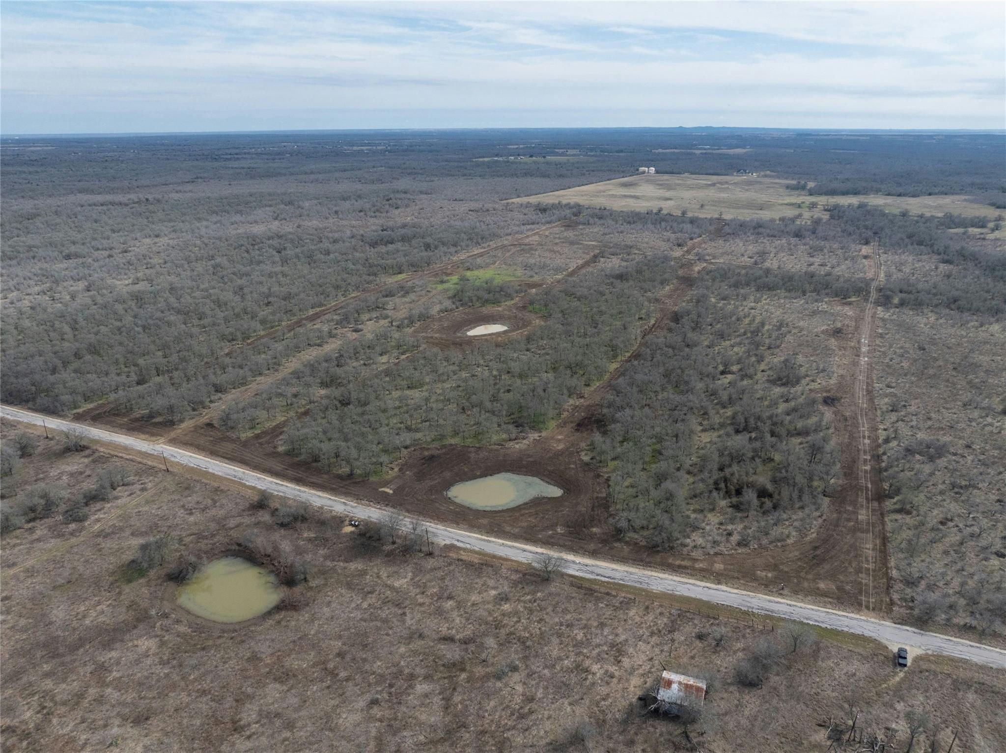 680 County Road 467, Elgin, TX 78621