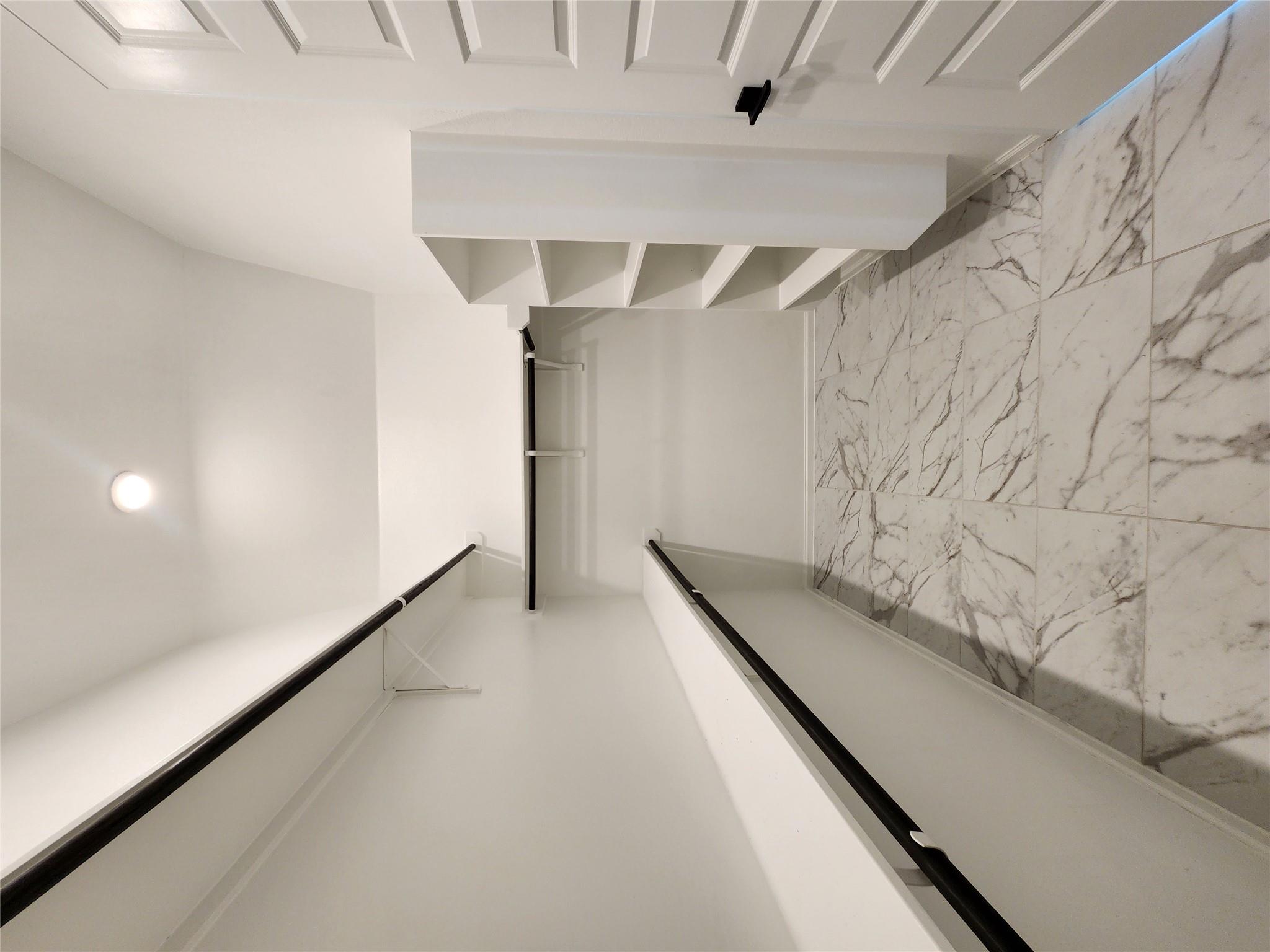 522 Jefferson Dr, Kyle, TX 78640