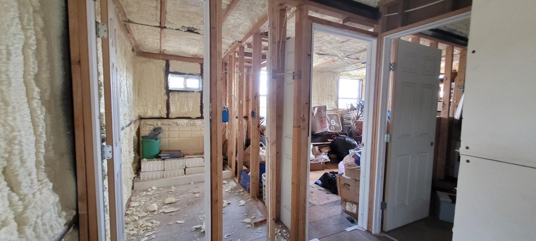 1085 Forest View Dr, Blanco, TX 78606