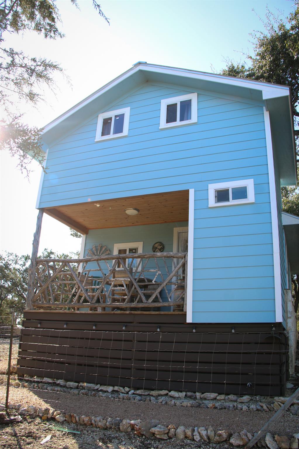 1085 Forest View Dr, Blanco, TX 78606