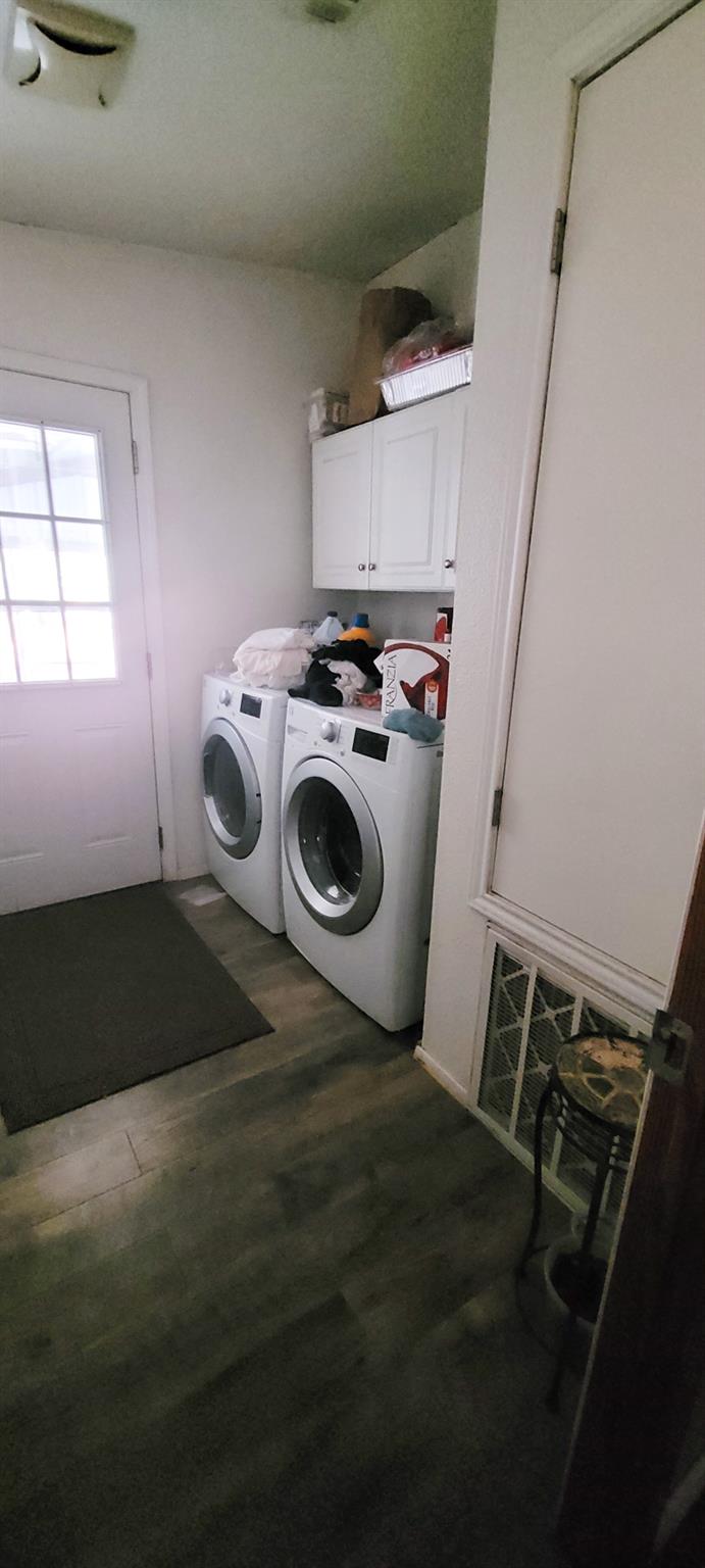 1085 Forest View Dr, Blanco, TX 78606