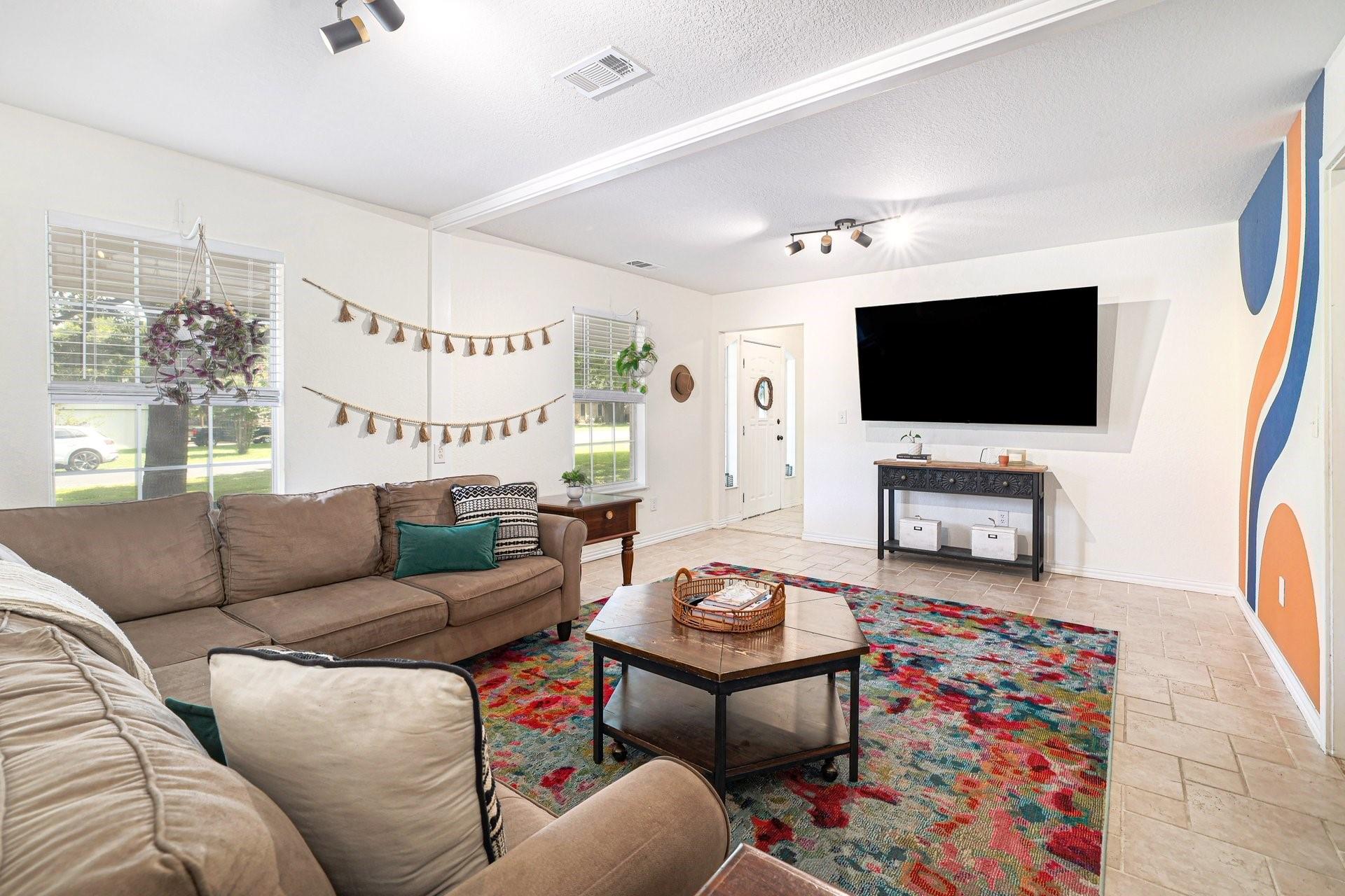 13446 Onion Creek Dr, Manchaca, TX 78652