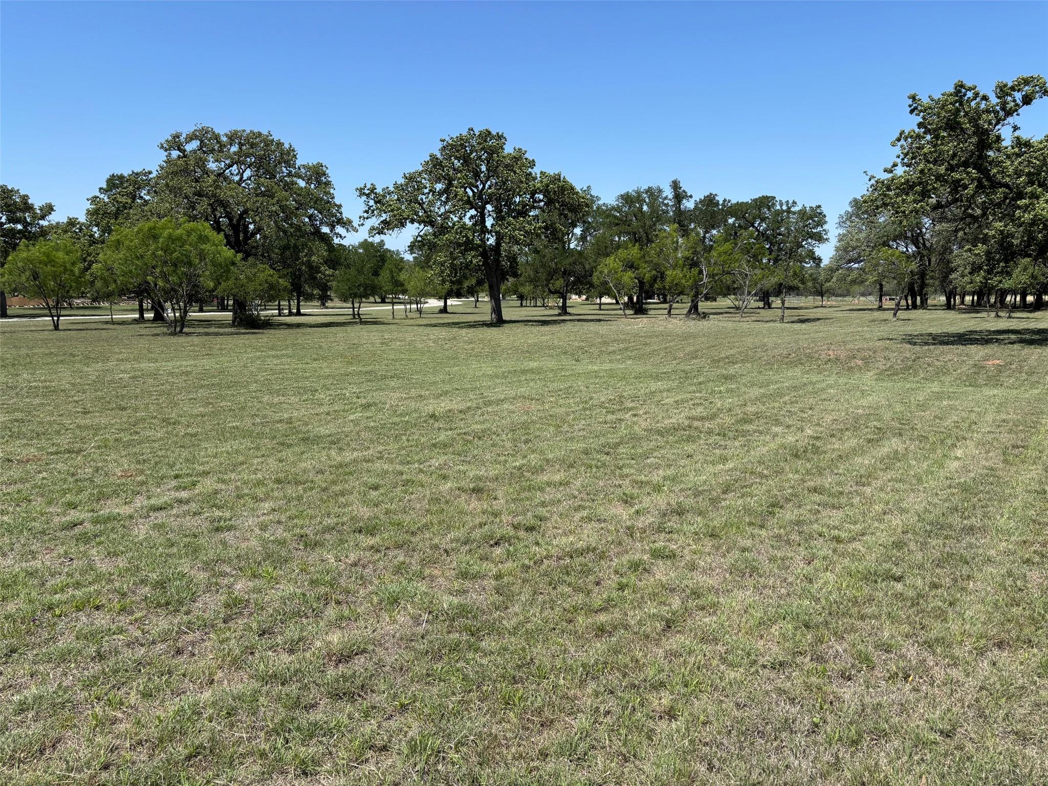 550 W Morning Dew Dr, Round Mountain, TX 78663