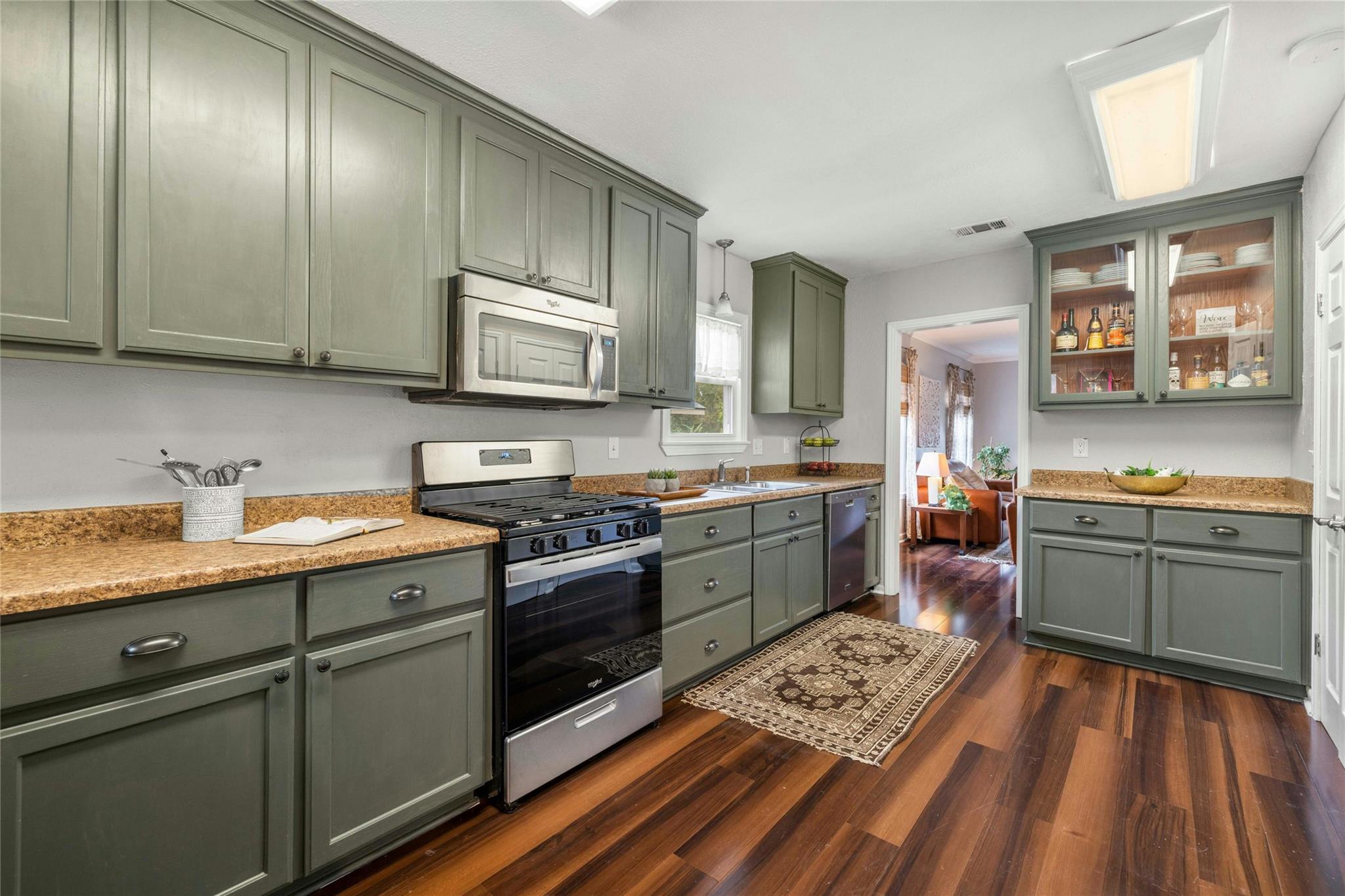 1906 Paige St, Georgetown, TX 78626