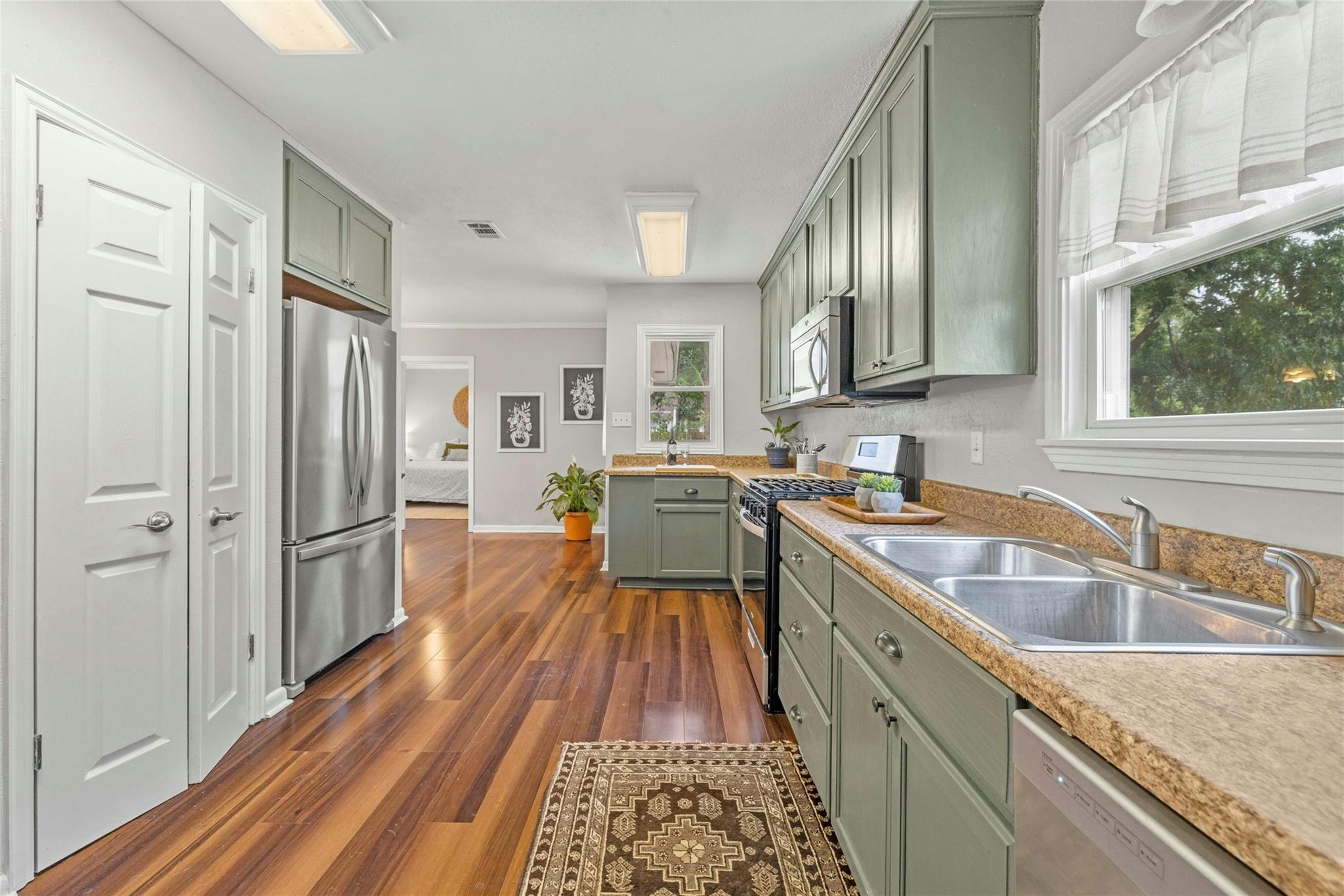 1906 Paige St, Georgetown, TX 78626