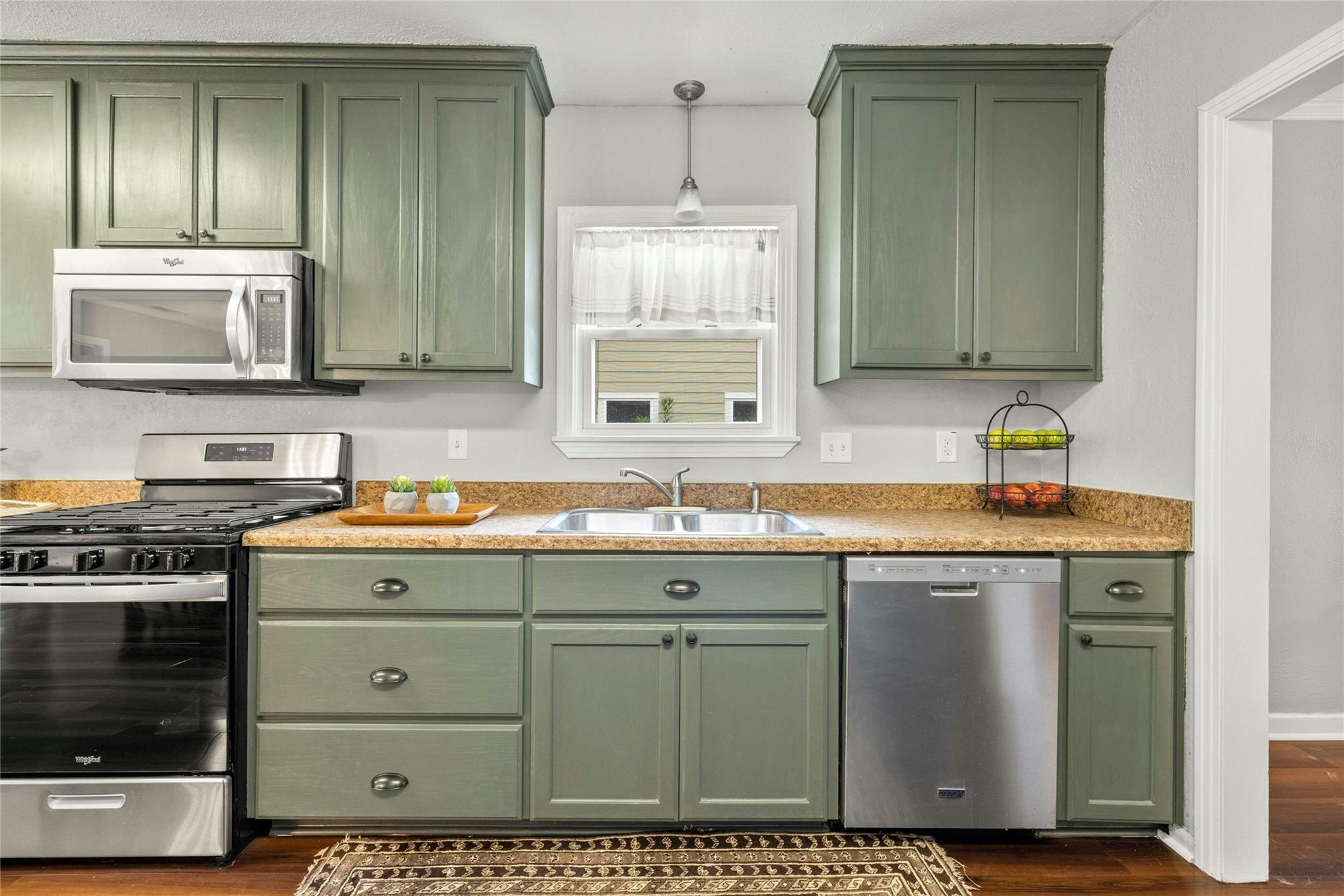 1906 Paige St, Georgetown, TX 78626
